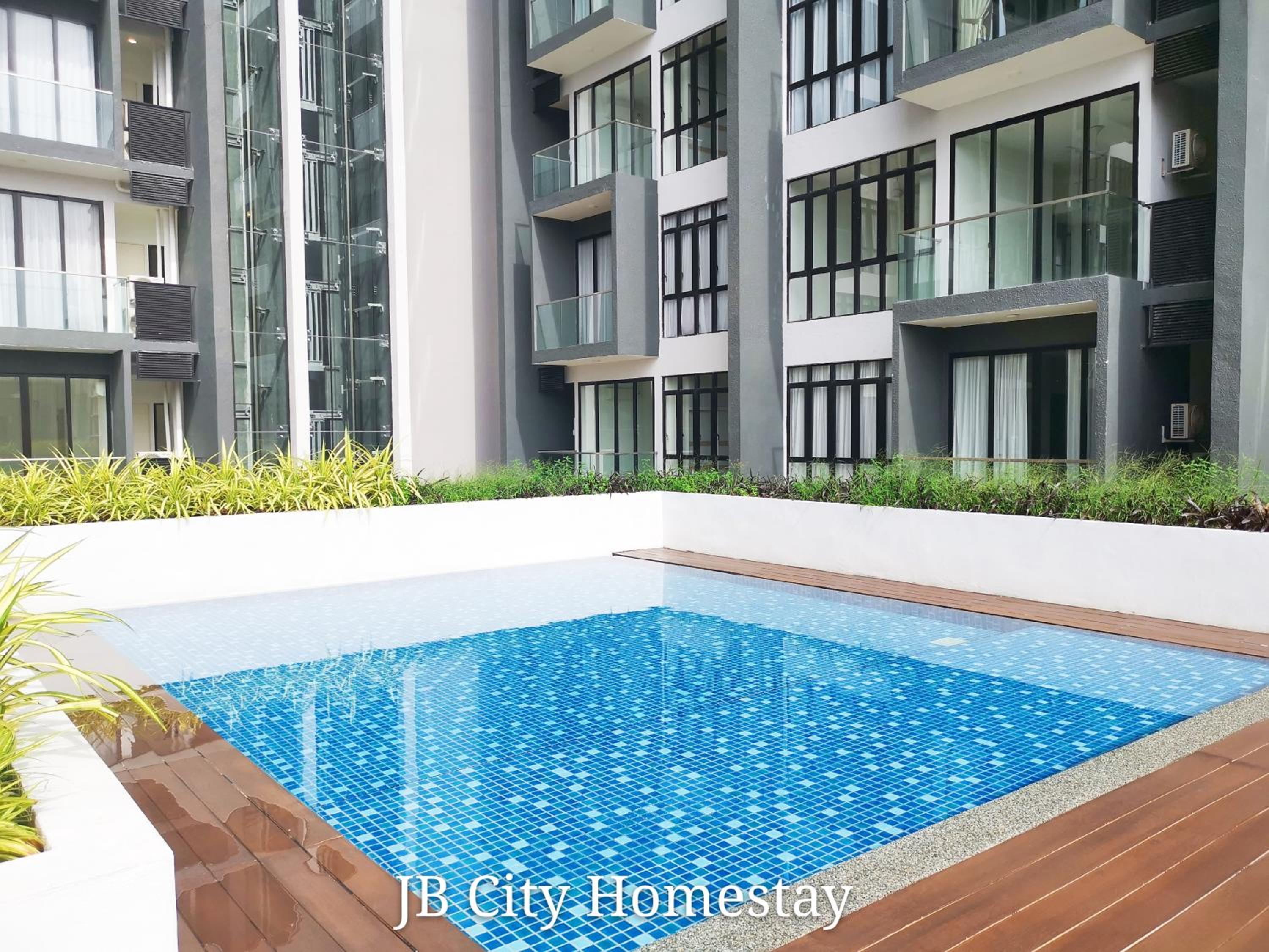 D'Pristine Suites by RR JBcity