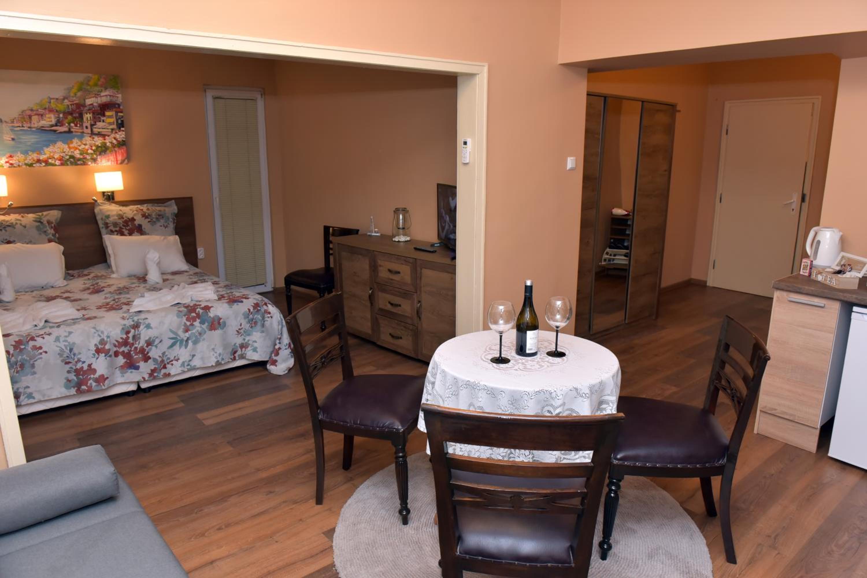 hotel room