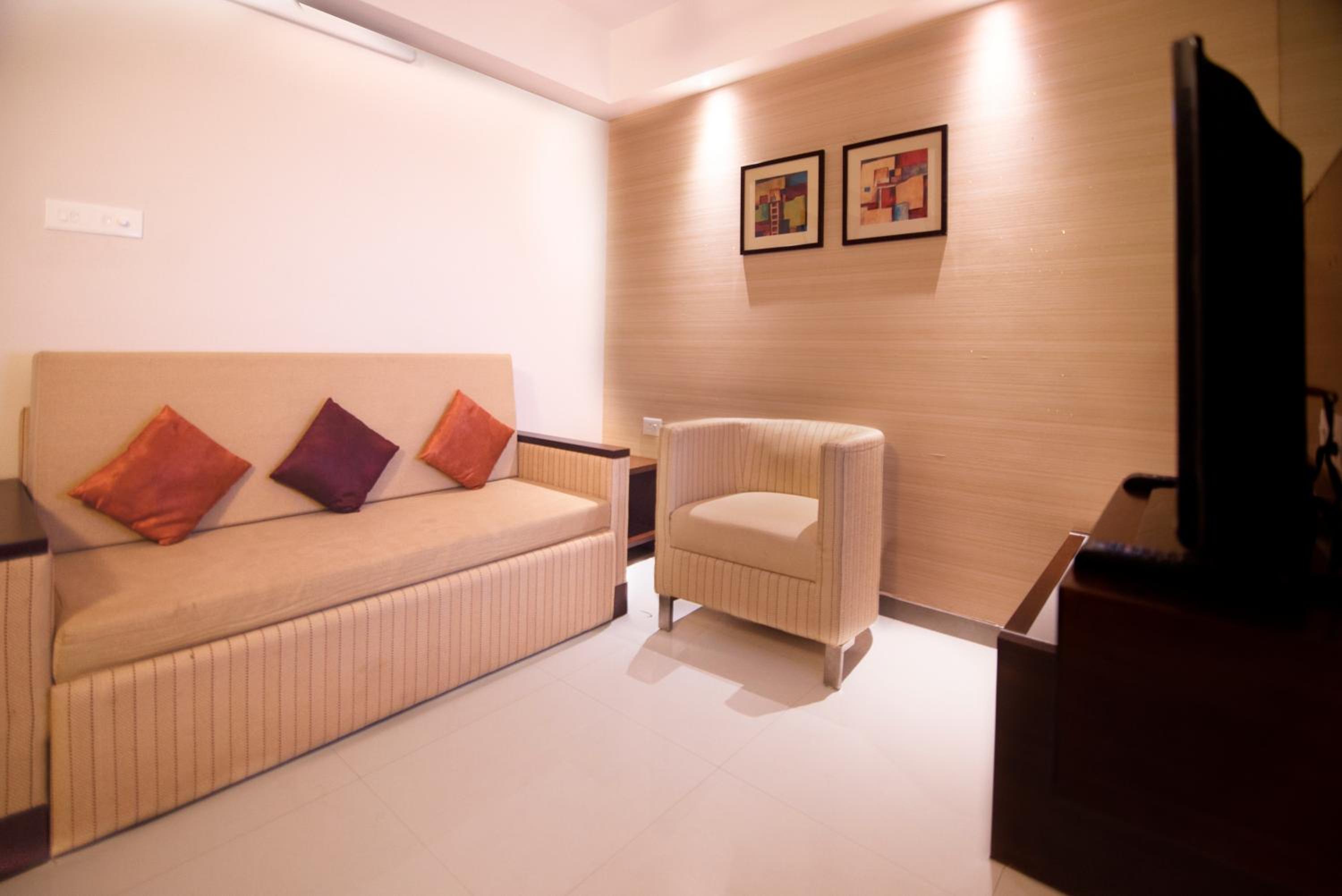 Cochin Vacations - D Homz Suites - Property Image 6