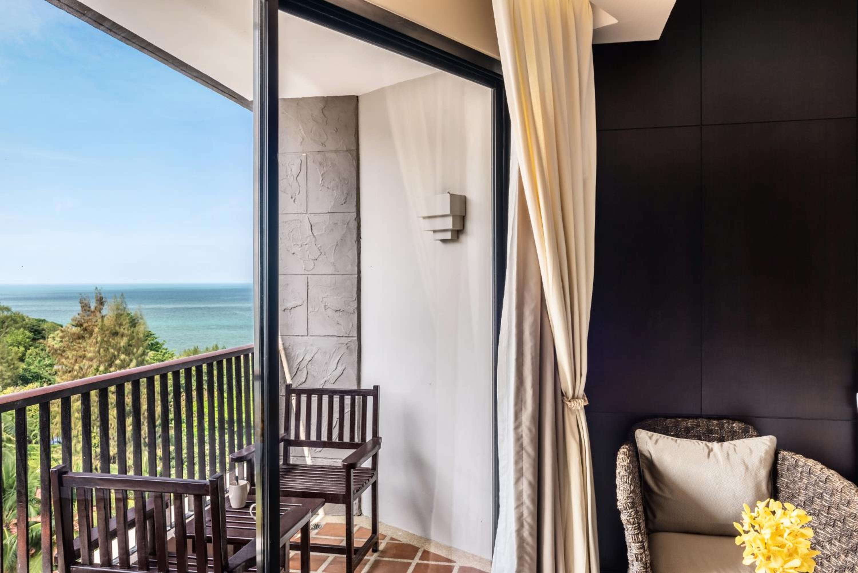 Garden Cliff Resort And Spa