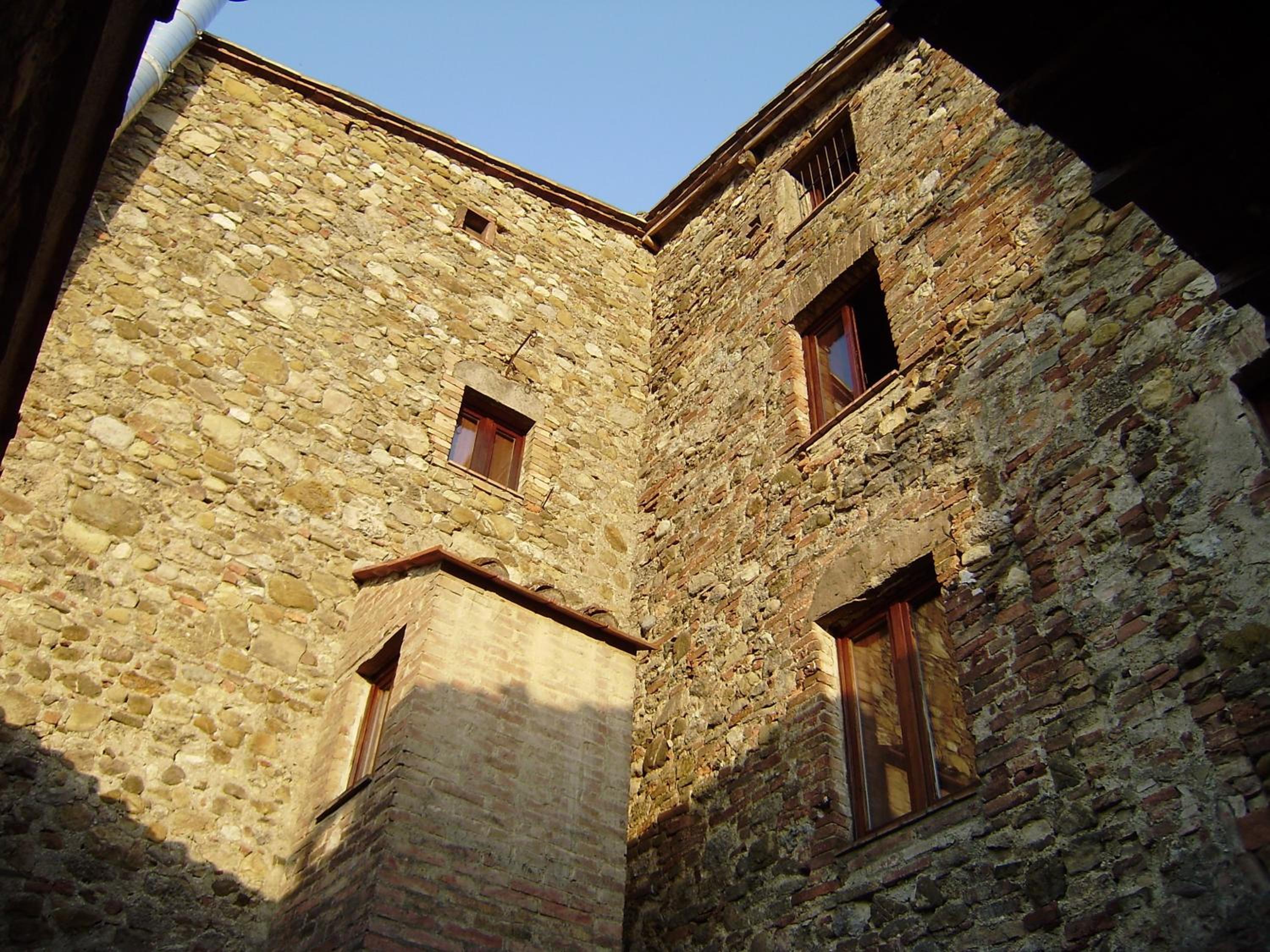 Photo 35