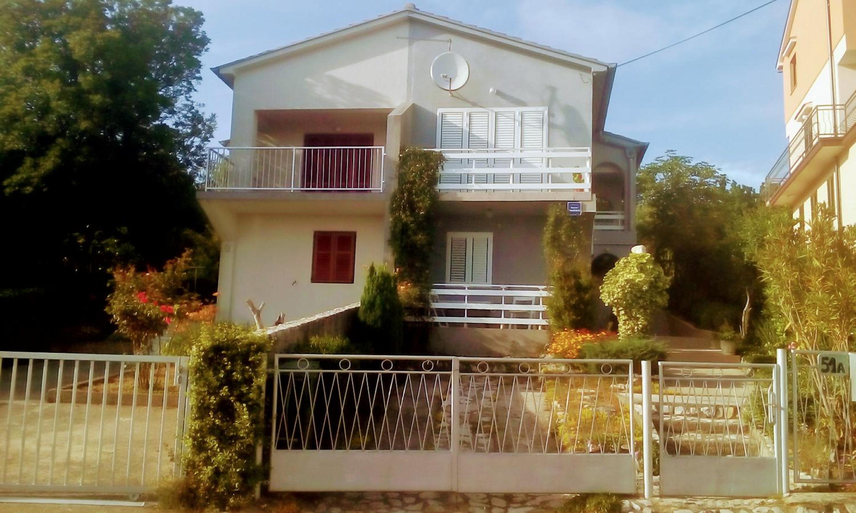 Apartment Neo view 4