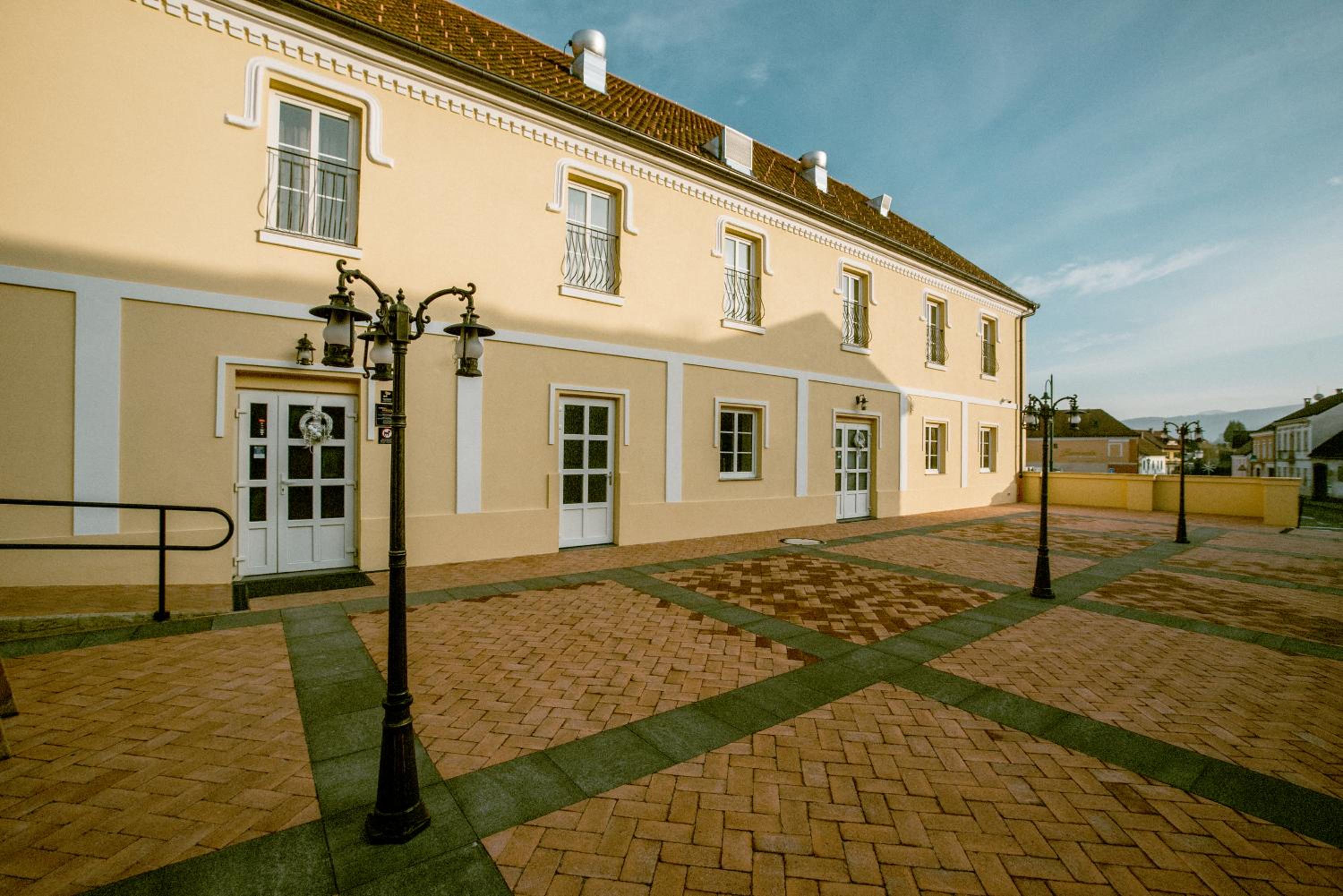 Hotel Pansion Bernarda Nova - Image 1