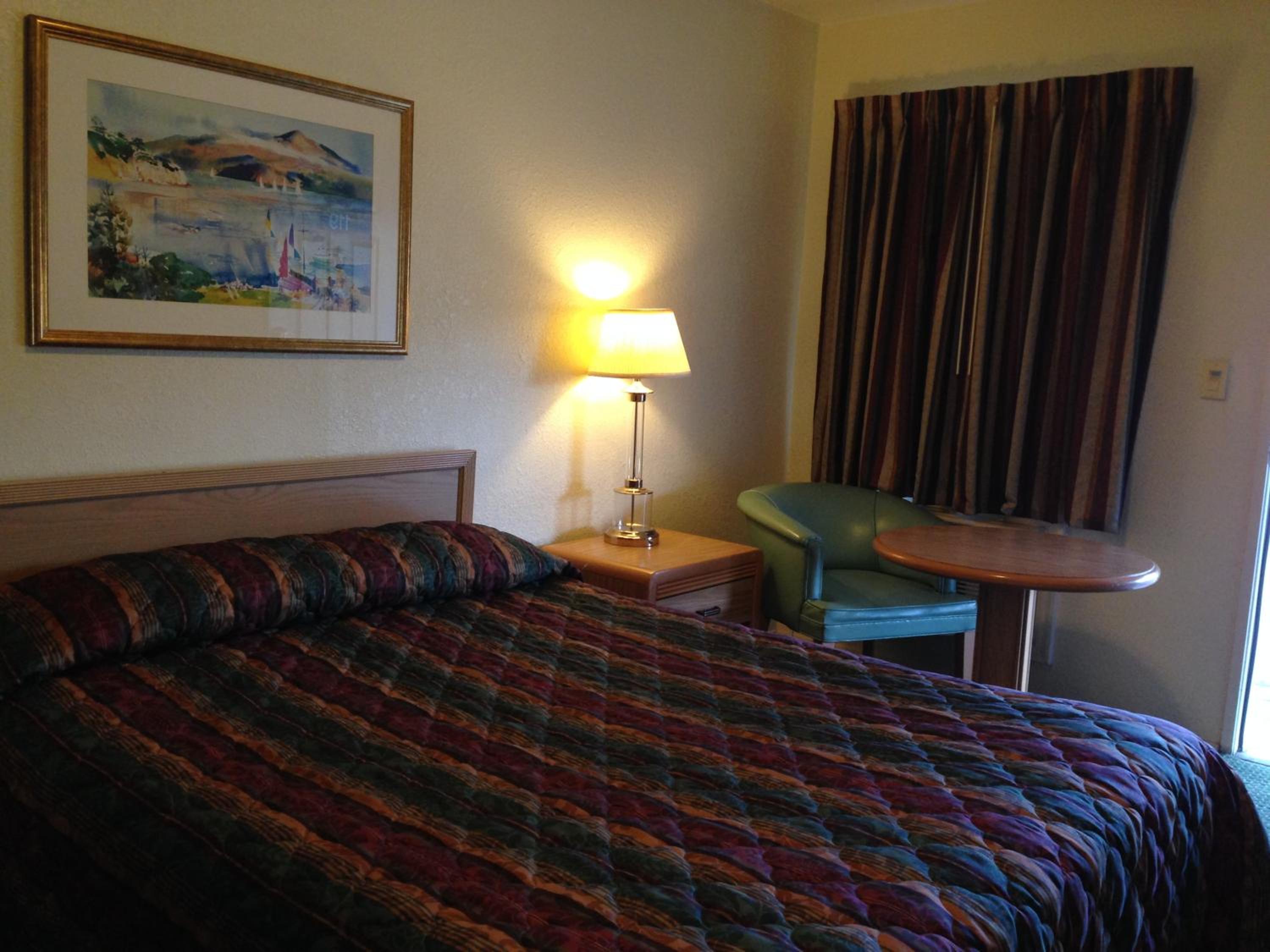 Vallejo Vacations - Discovery Inn - Property Image 15