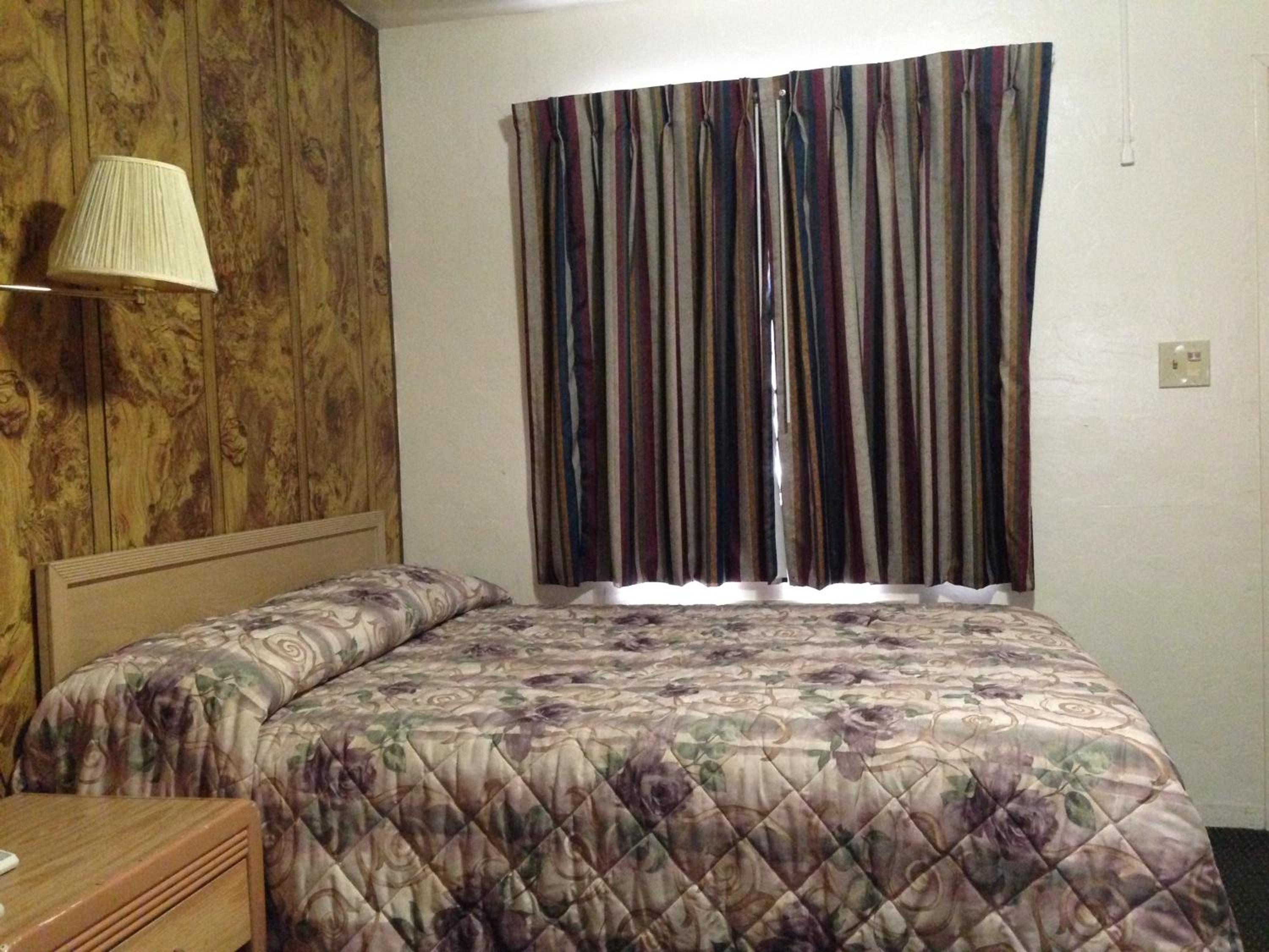 Vallejo Vacations - Discovery Inn - Property Image 5