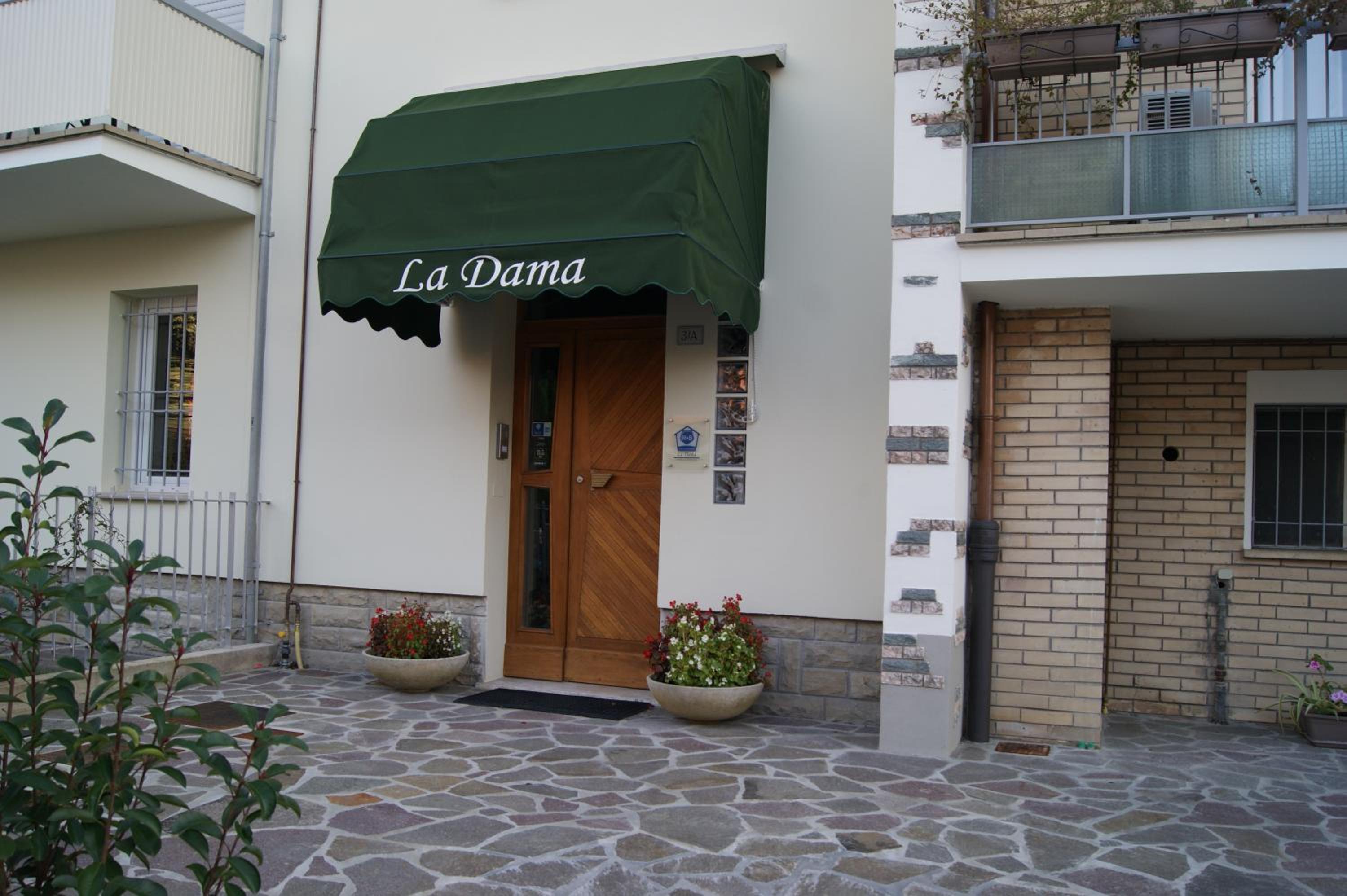 LA DAMA ROOM&BREAKFAST view 2