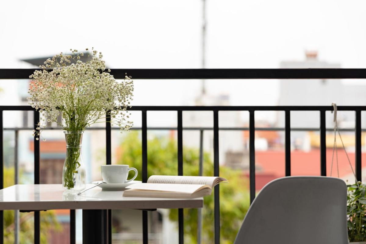 balcony