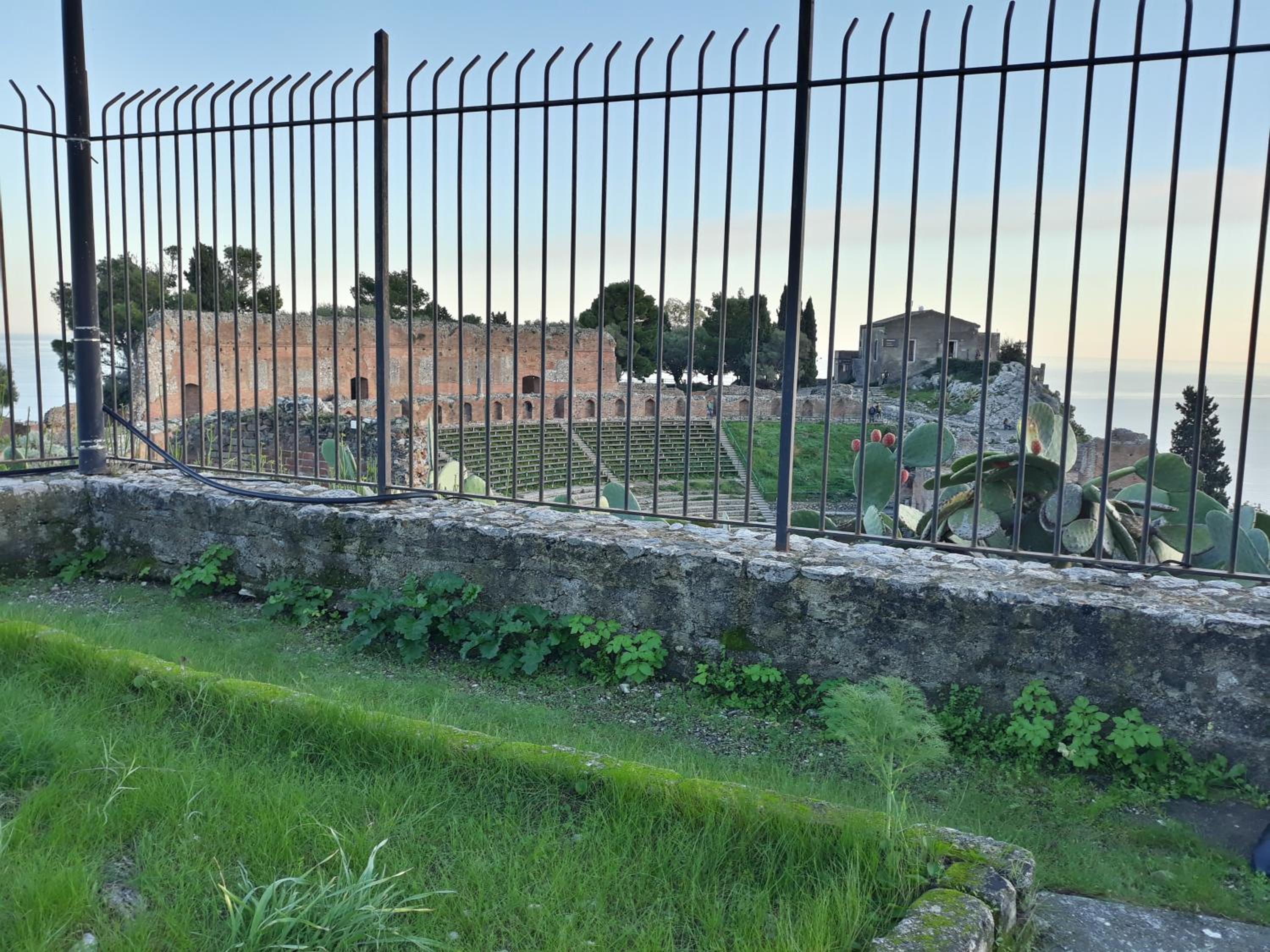 F&L A TAORMINA photo 4