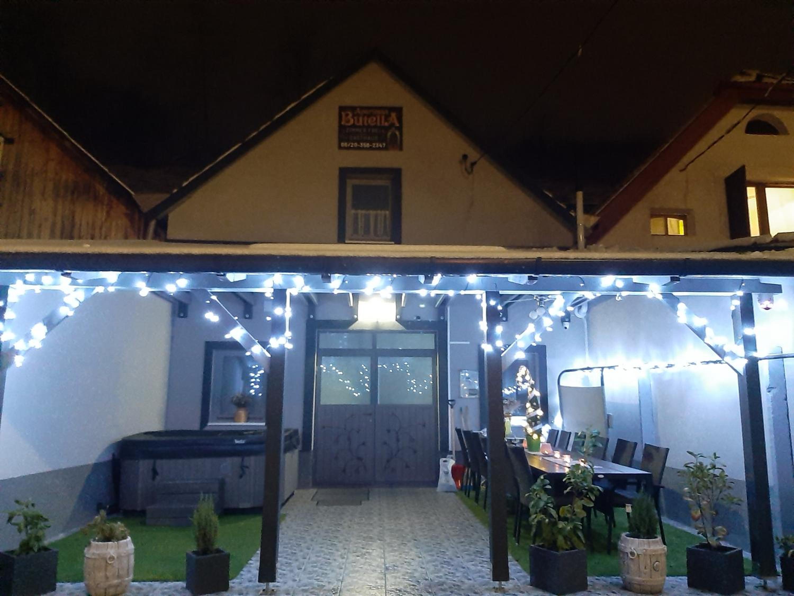 Butella Apartman Eger view 2