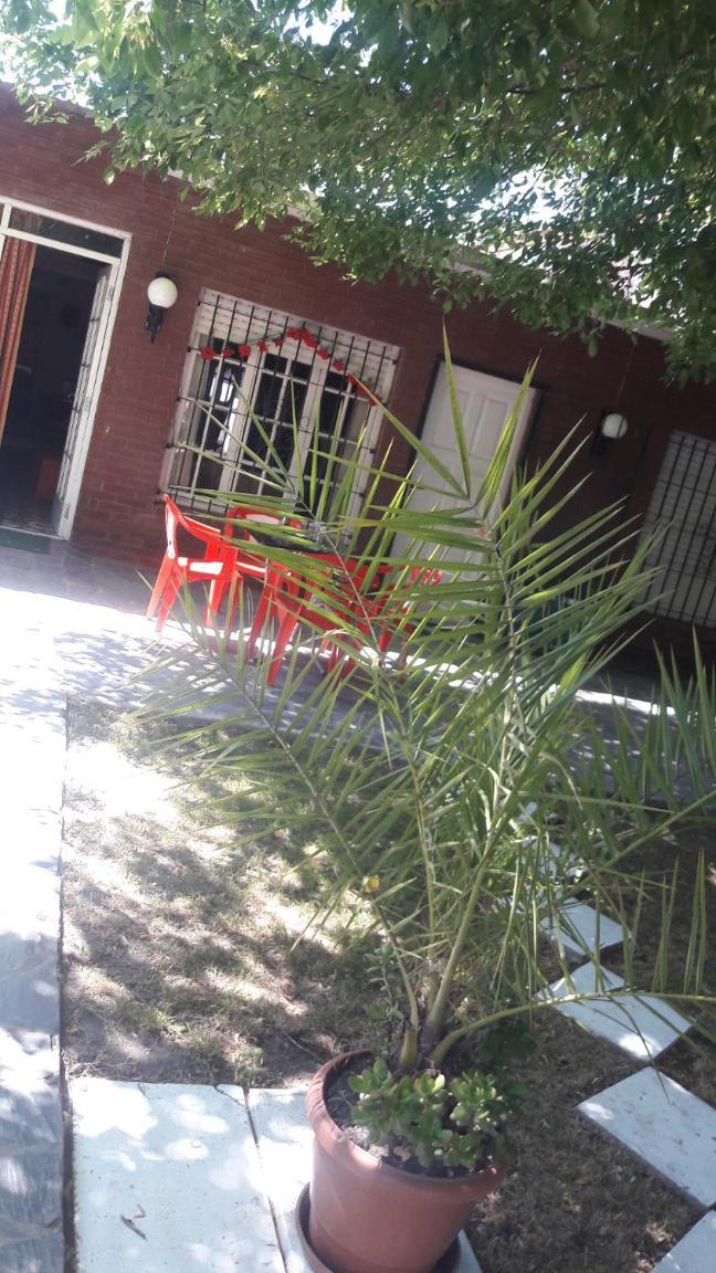Alojamiento Moni