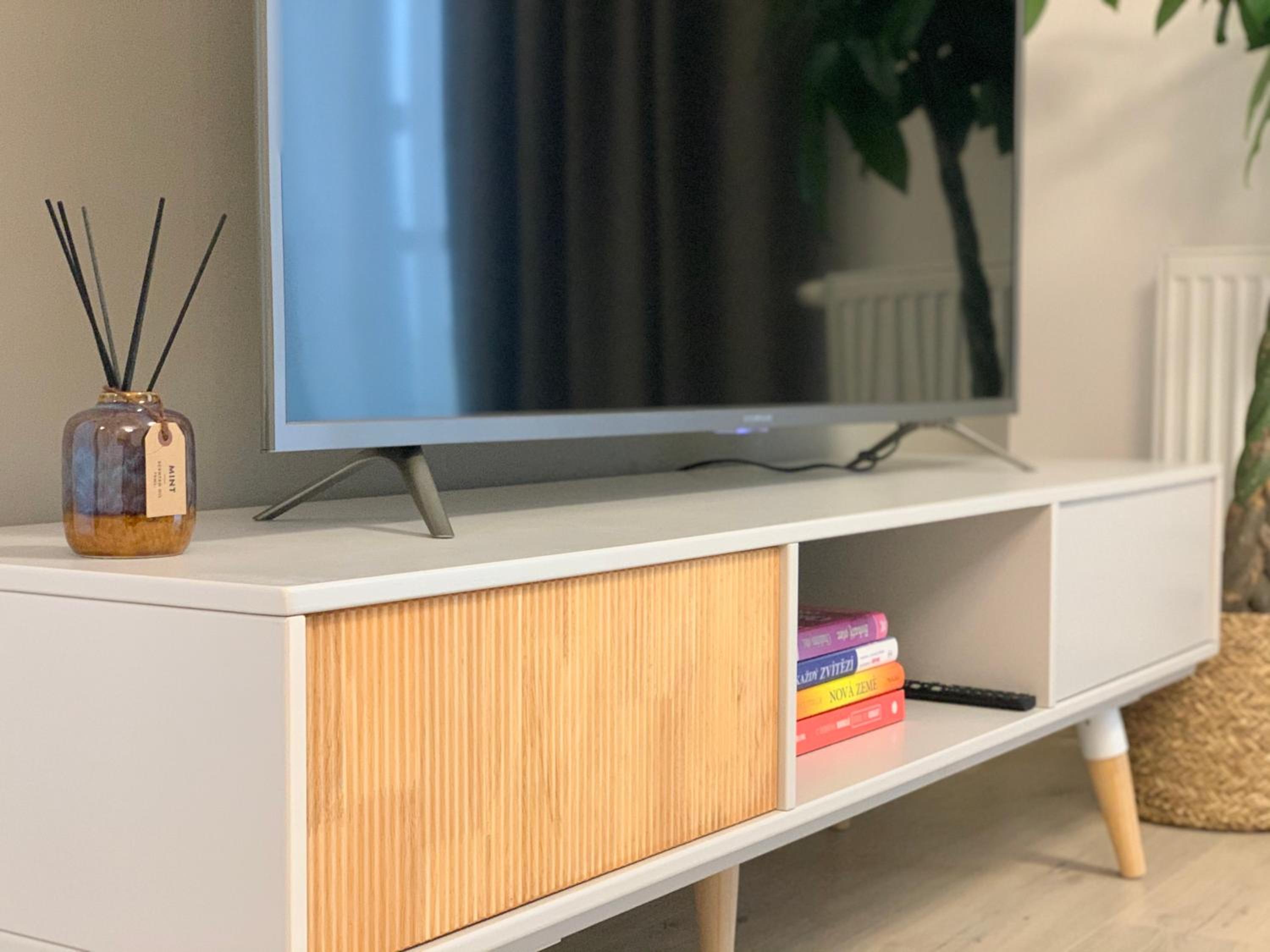 Elegant, bright spacious apartment in Bratislava center view 3