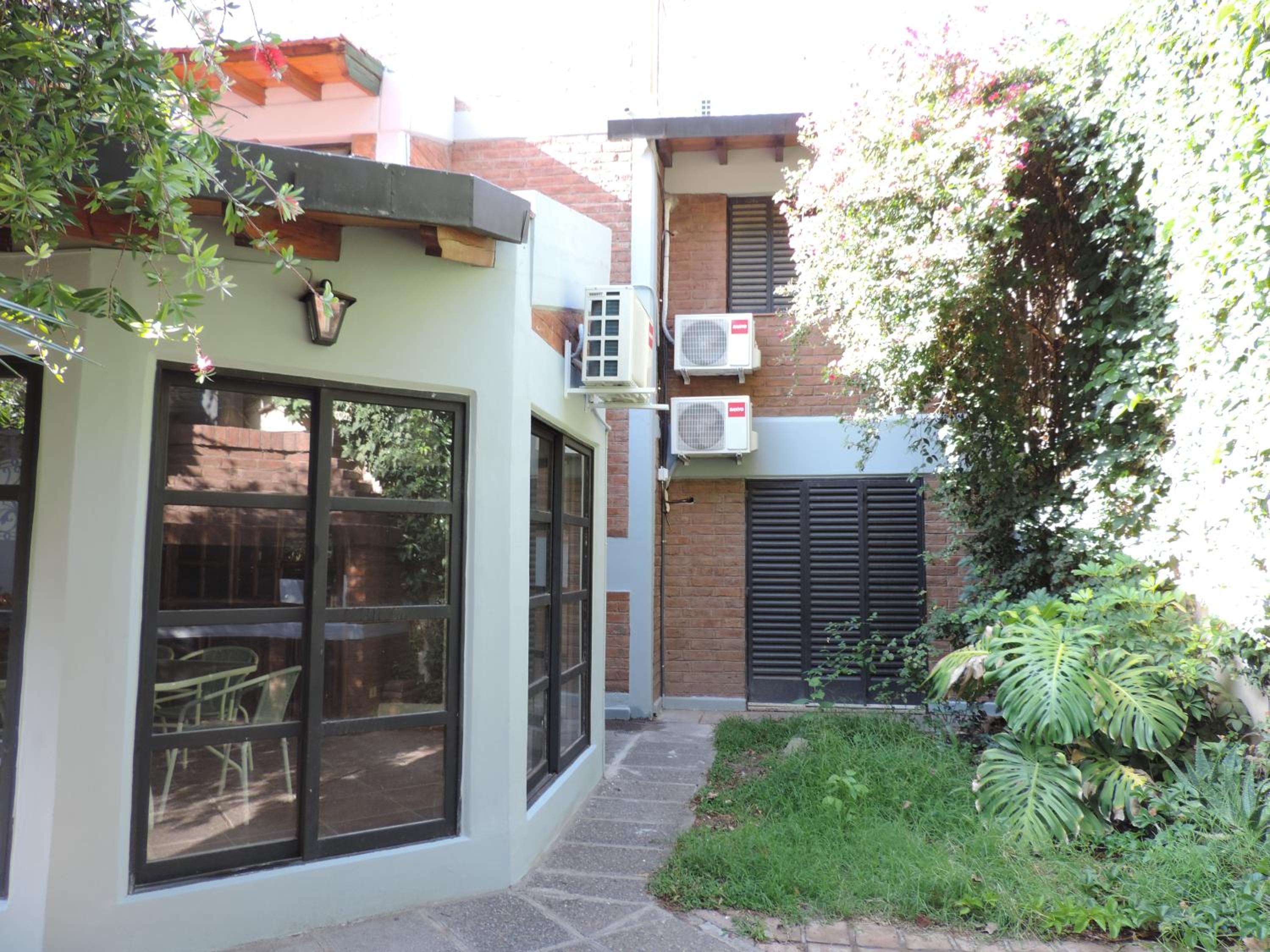 DAKAR HOSTEL