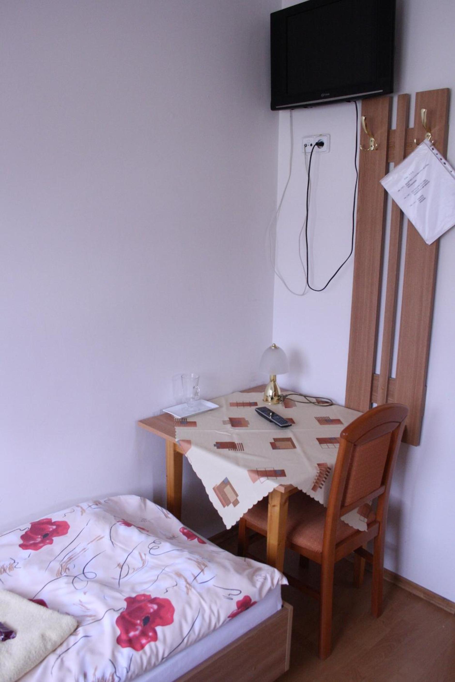 Photo 16