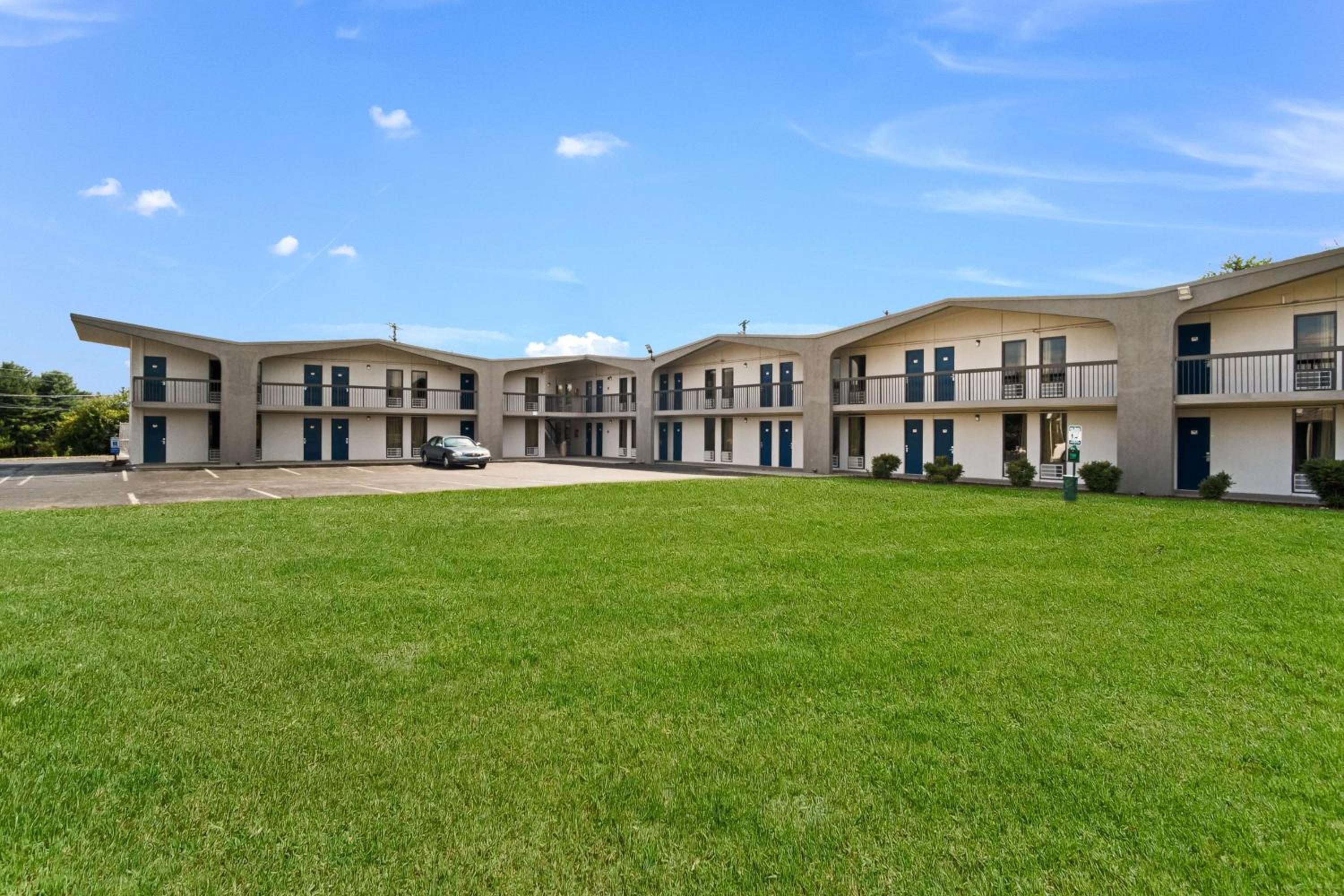 Lexington Vacations - Motel 6-Lexington, KY - Airport - Property Image 27