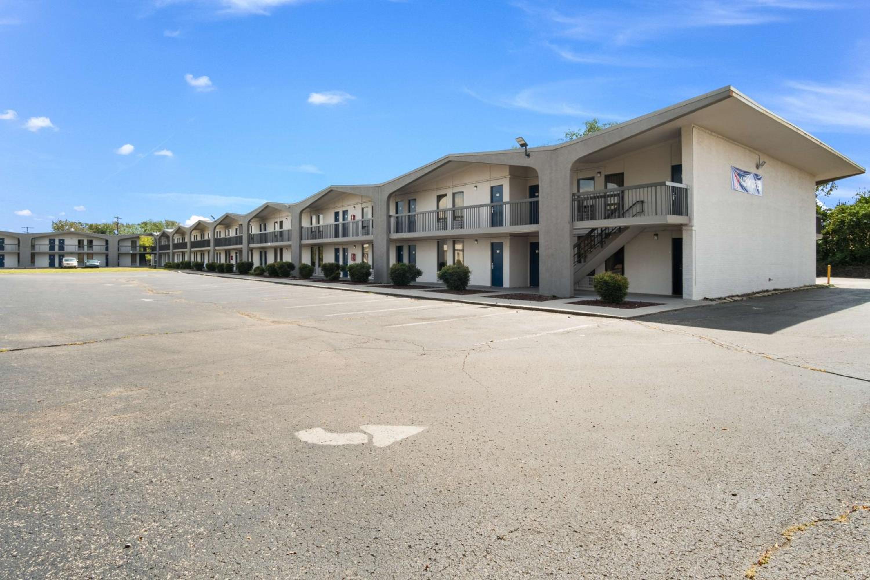 Lexington Vacations - Motel 6-Lexington, KY - Airport - Property Image 38