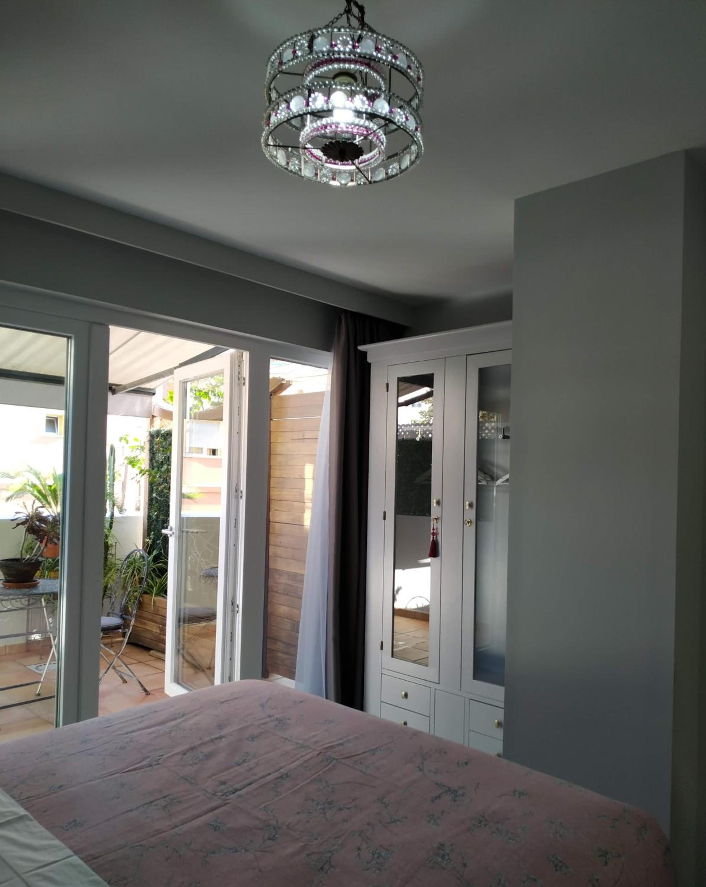 Kentia Rooms