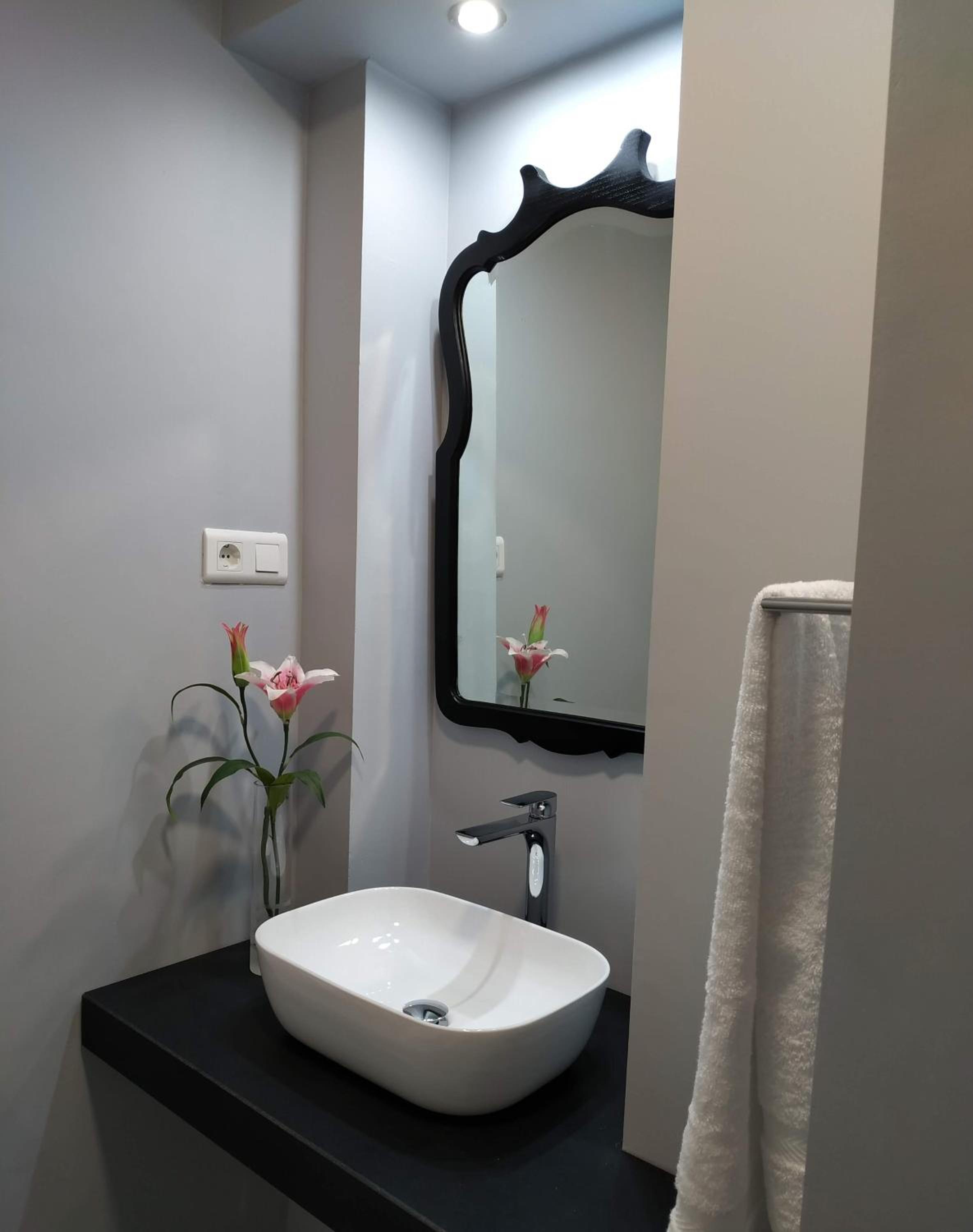 Kentia Rooms