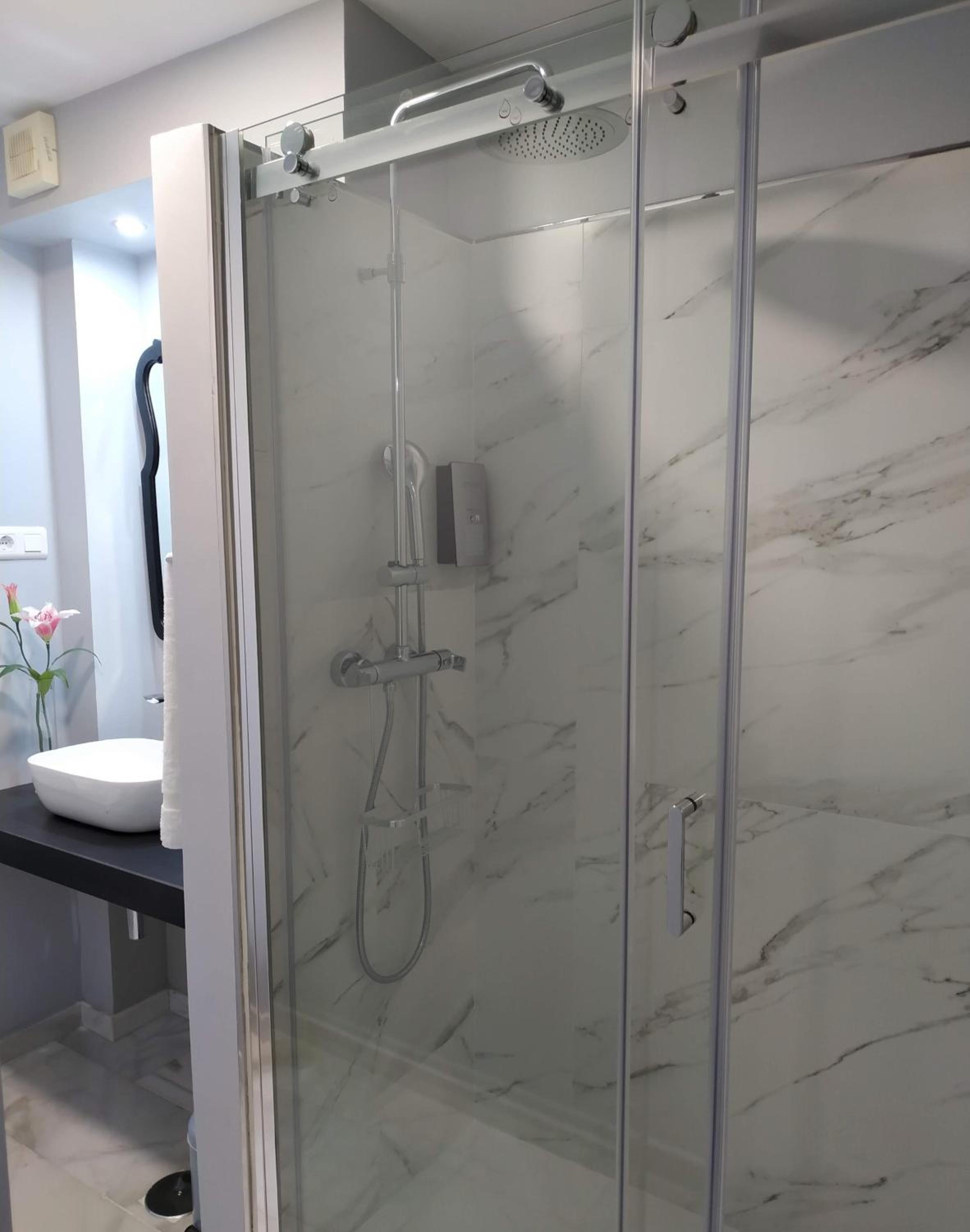 Kentia Rooms