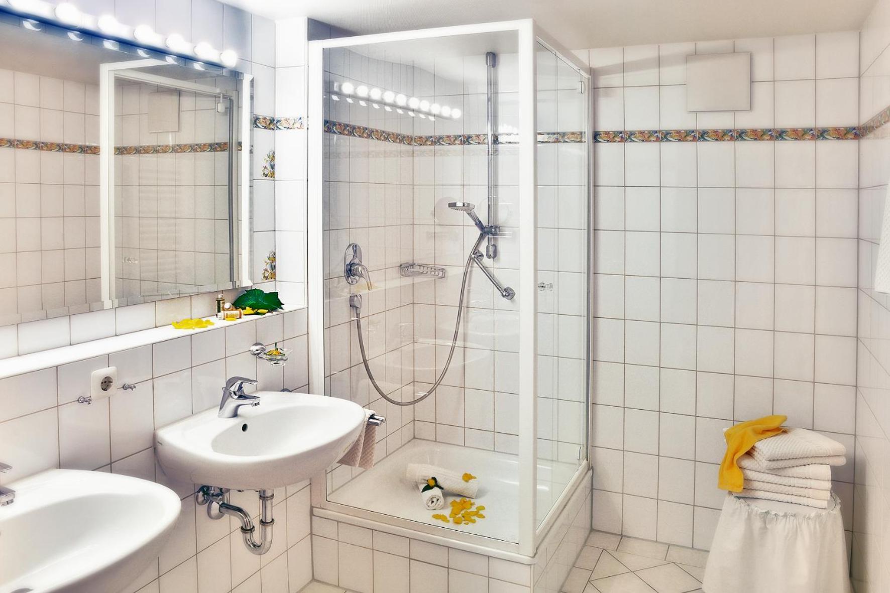 Photo 38