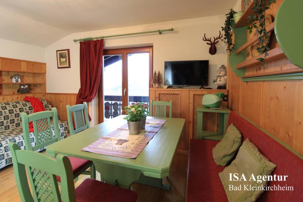 Family Apartment ENZIAN Top 9