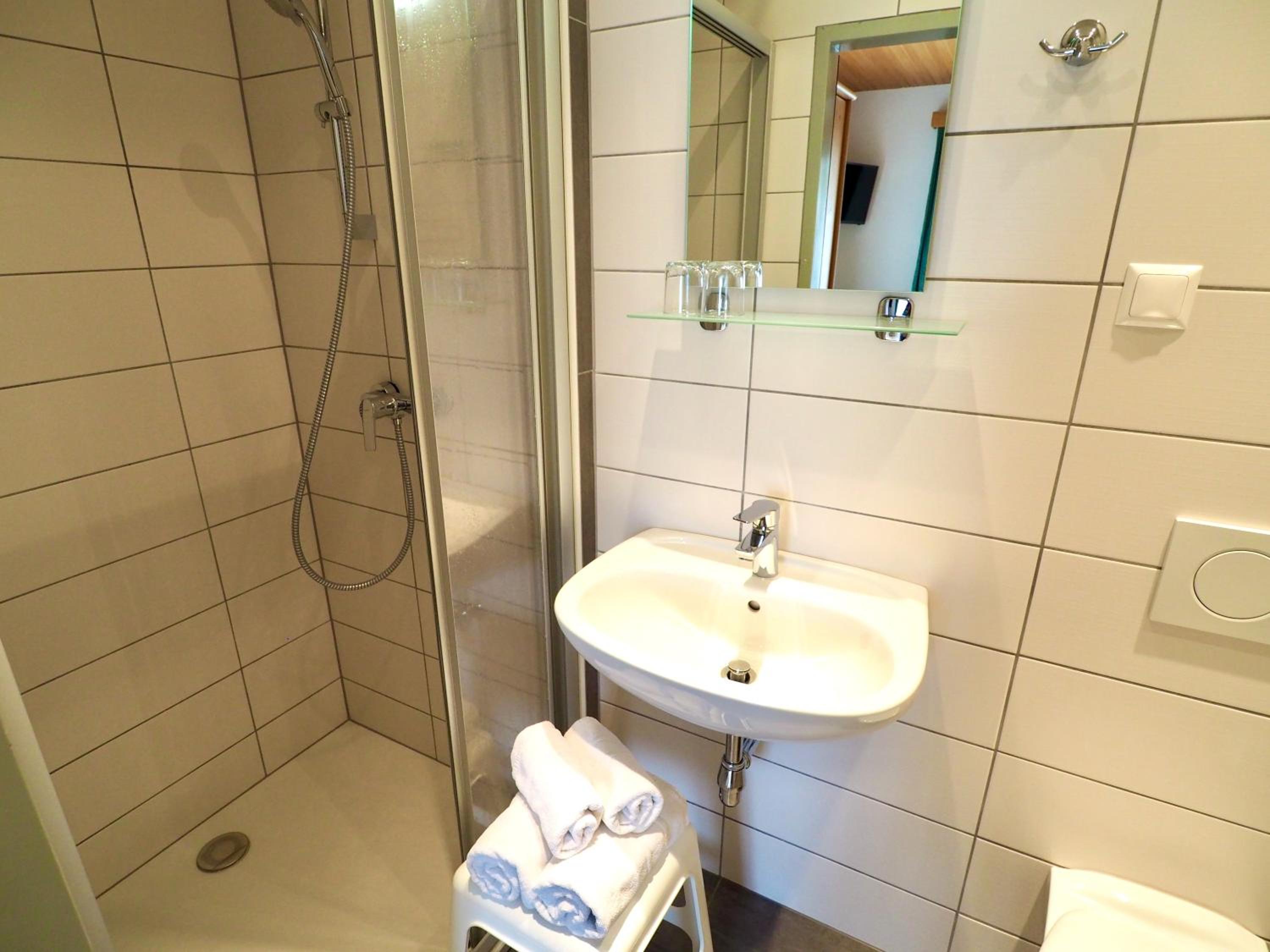 Photo 28
