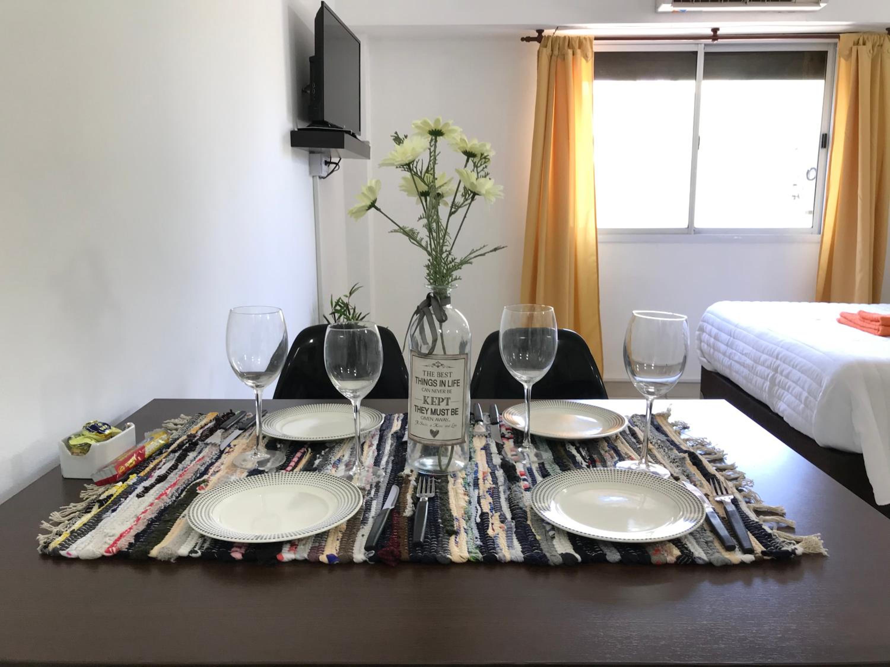 Cares Apartament, Morón, Buenos Aires