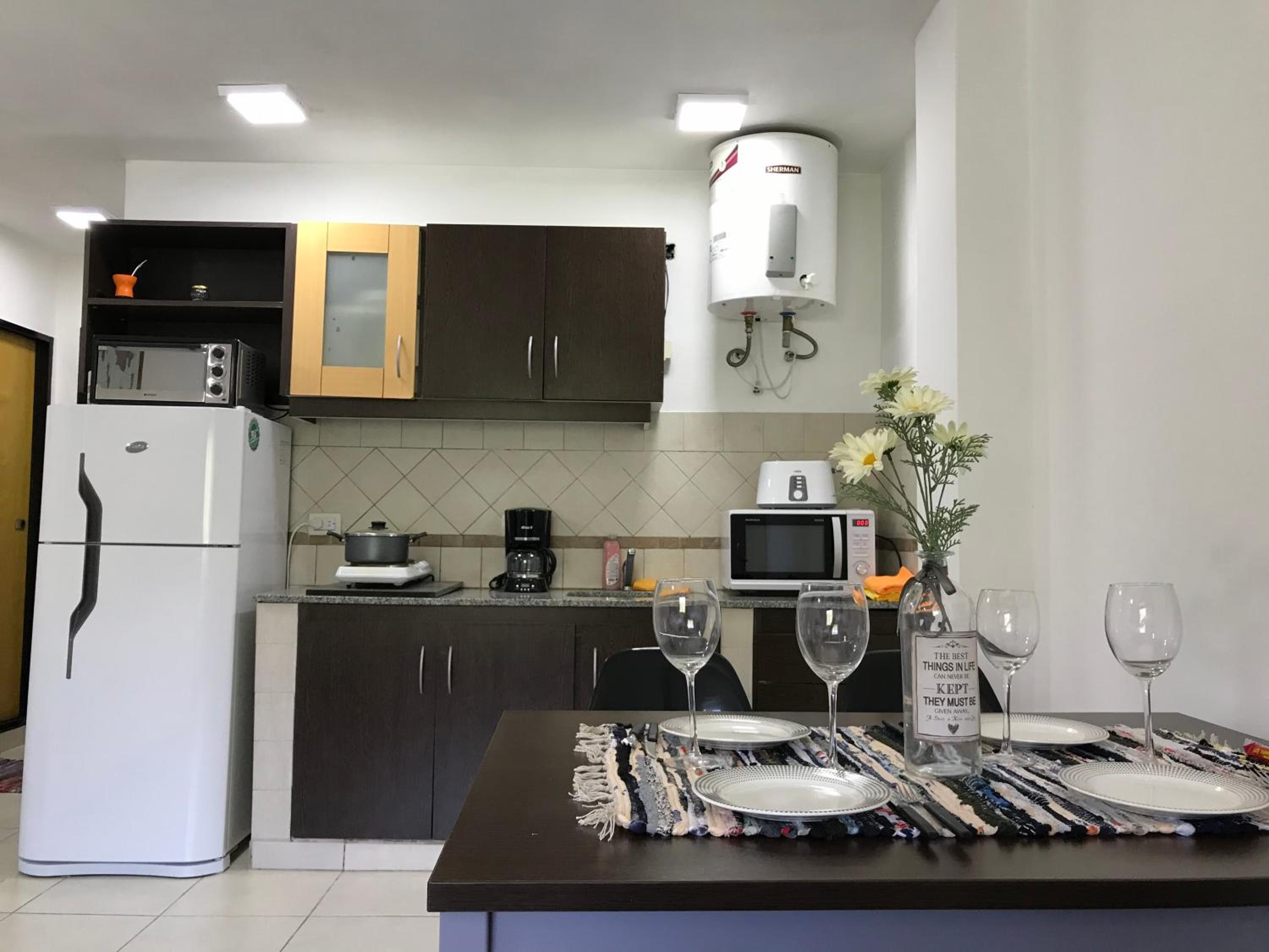 Cares Apartament, Morón, Buenos Aires