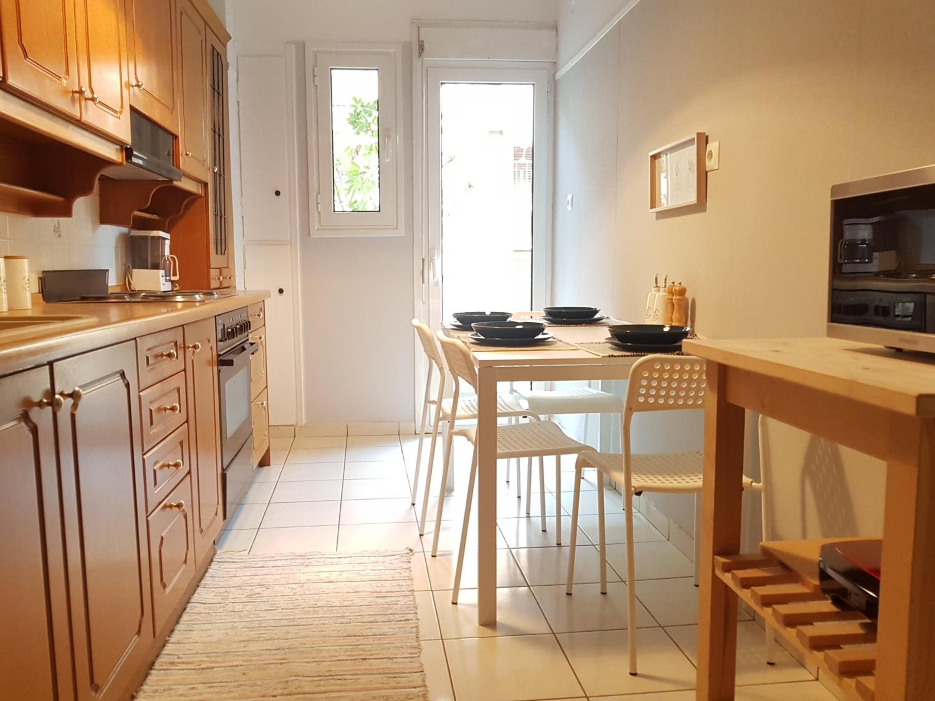 Colourful Apartment in the heart of Athens