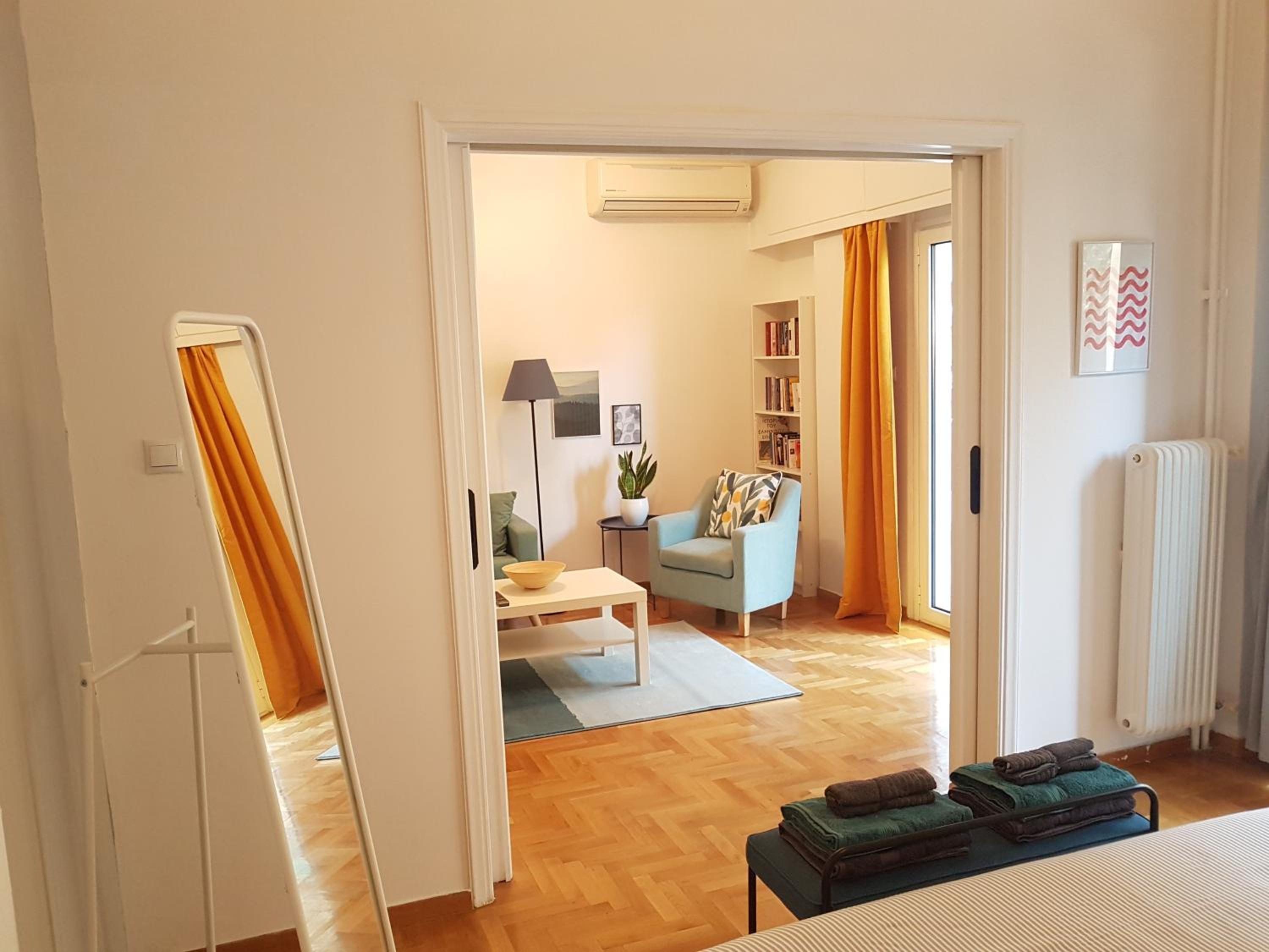 Colourful Apartment in the heart of Athens