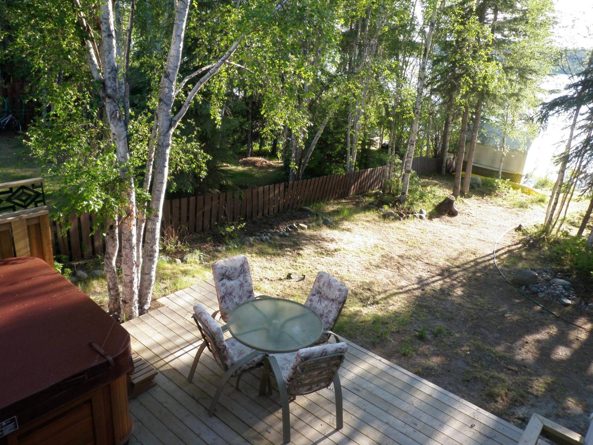 Great Slave Lakeside Bed & Breakfast
