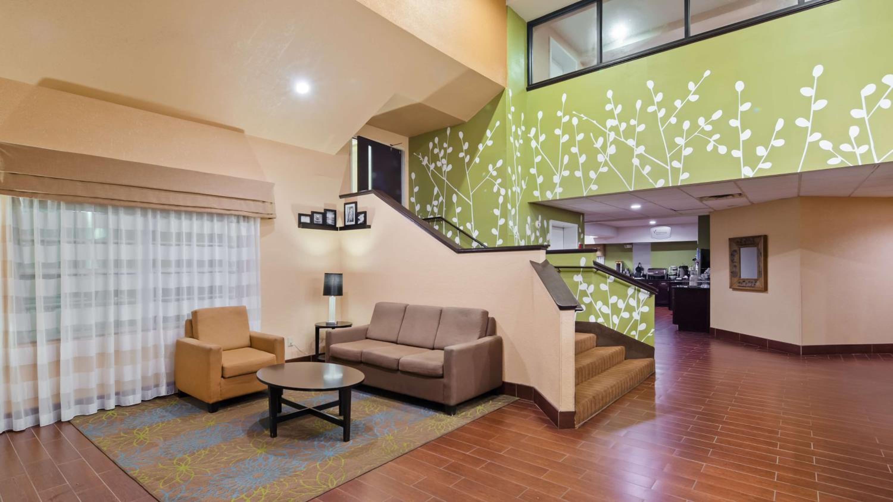 Macon Vacations - SureStay Plus Hotel by Best Western Macon West - Property Image 22