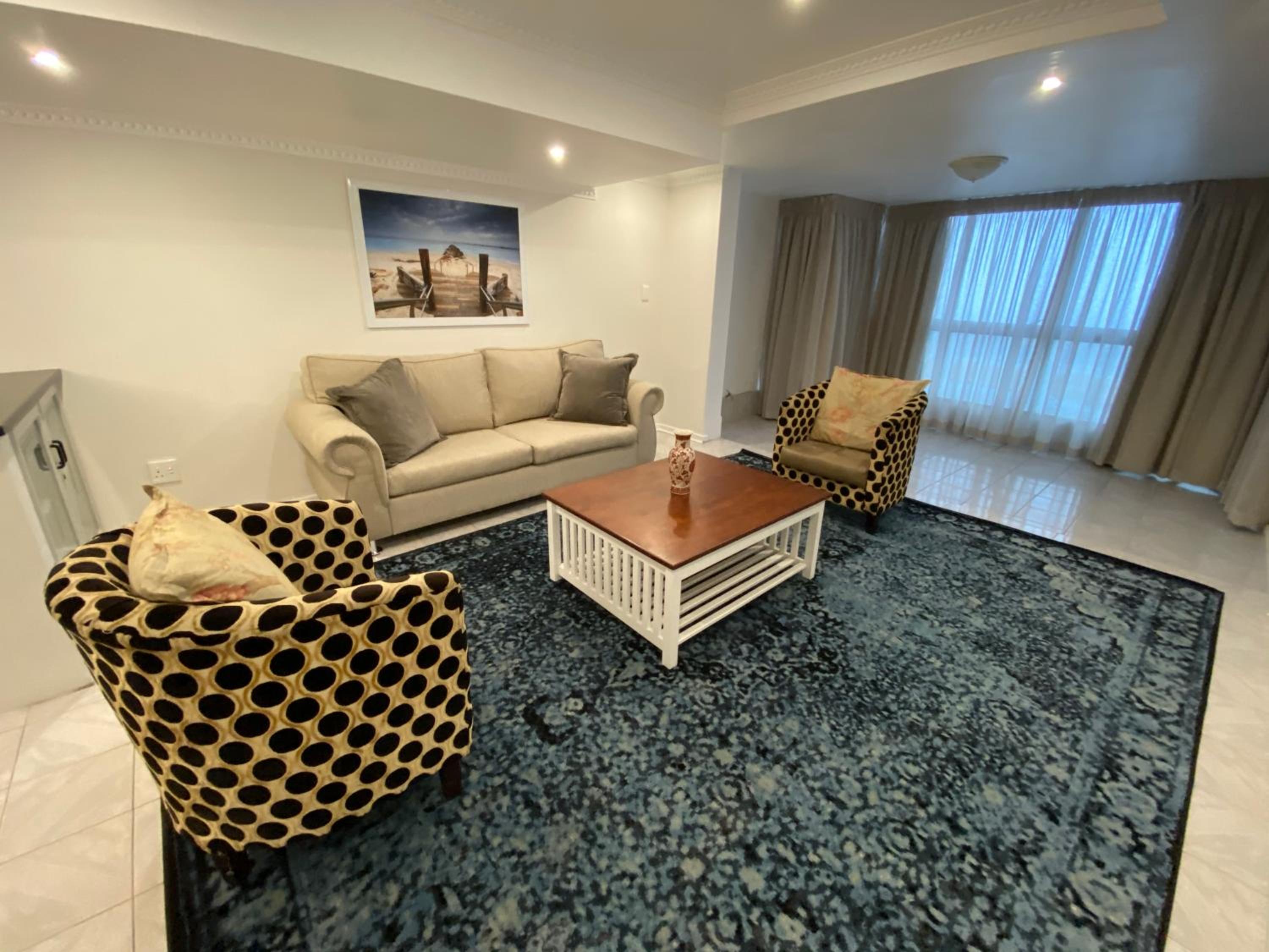 Bencorrum Self-Catering Apartments view 3
