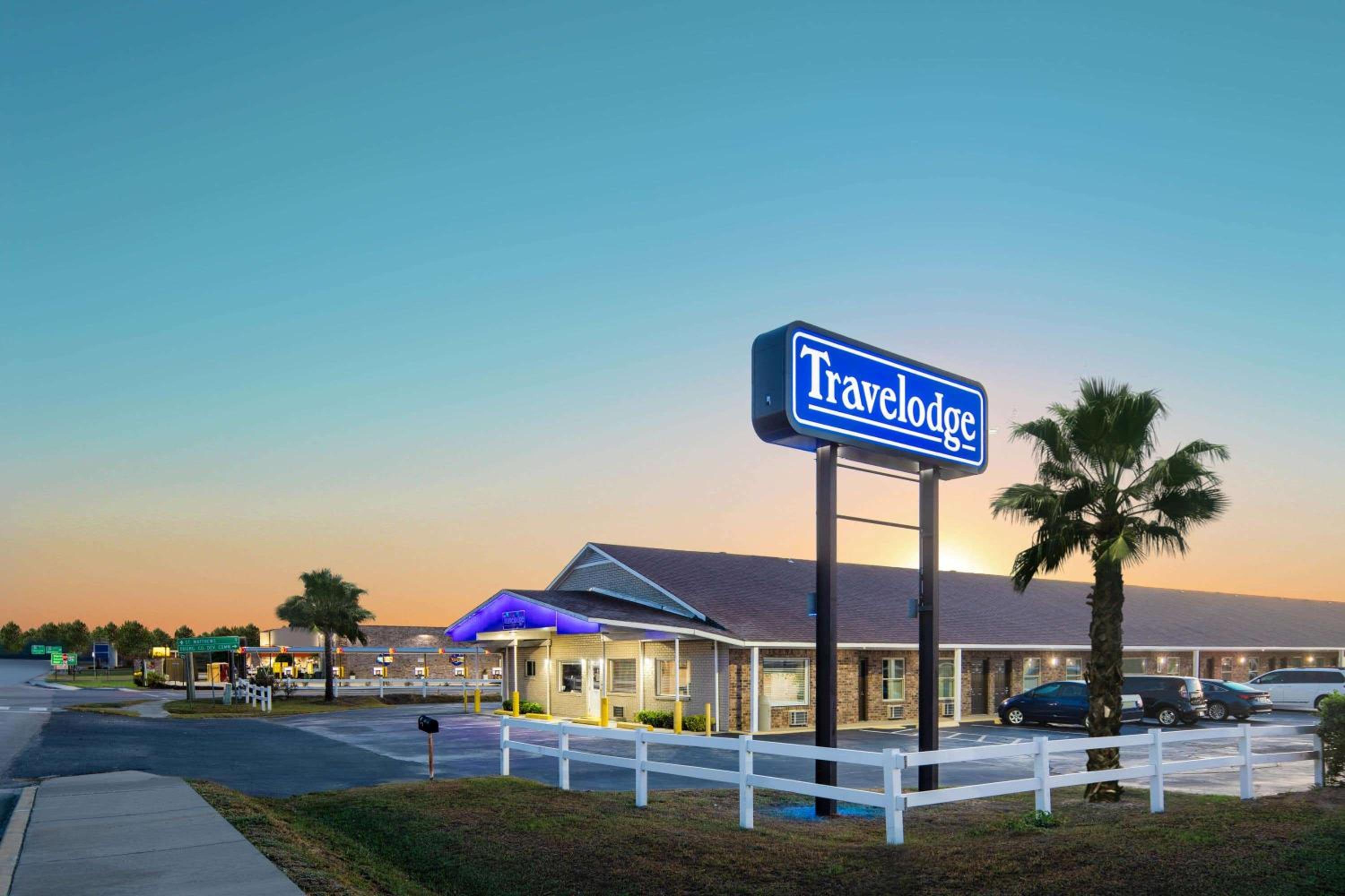 Travelodge by Wyndham Orangeburg