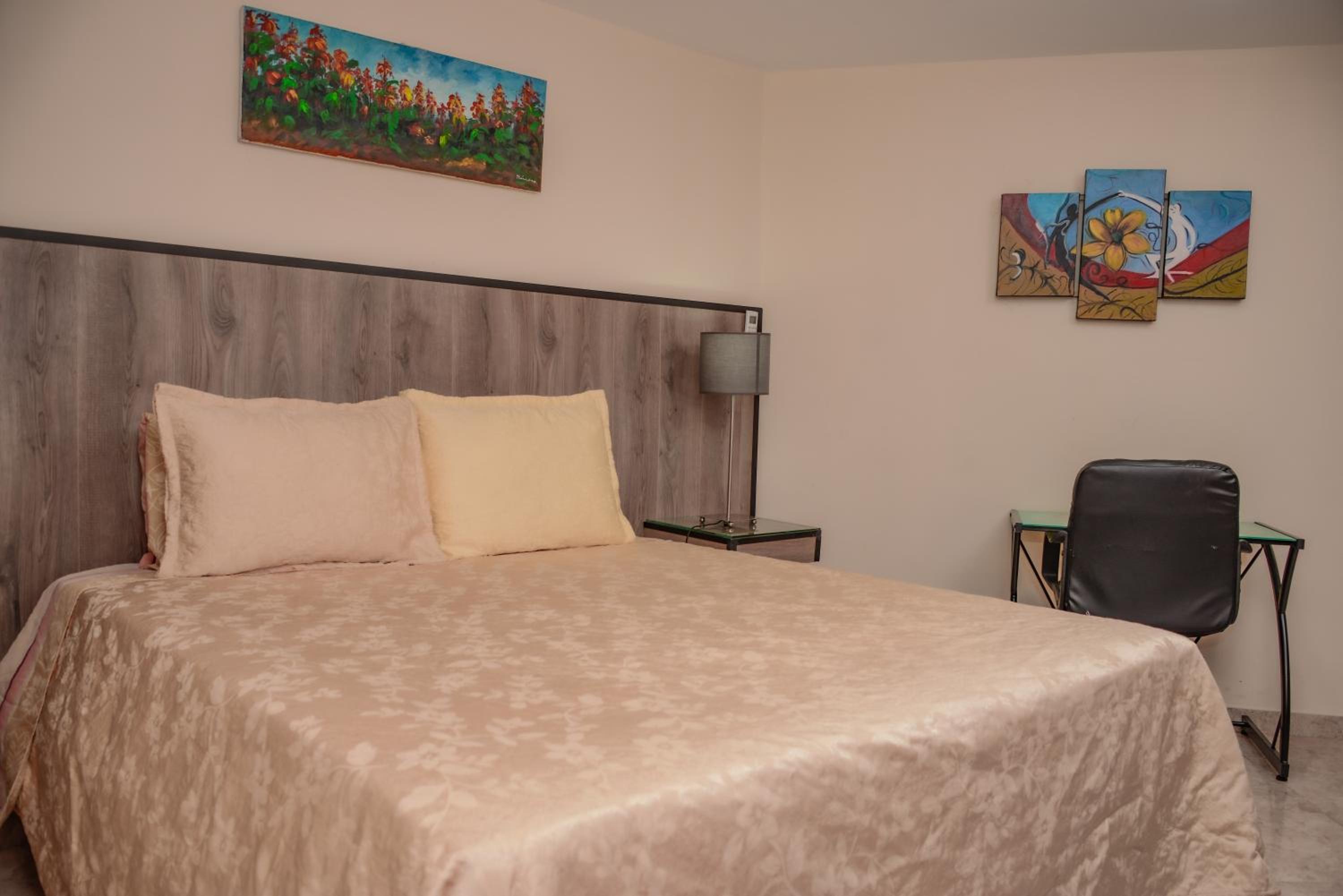 The 9's Apartahotel