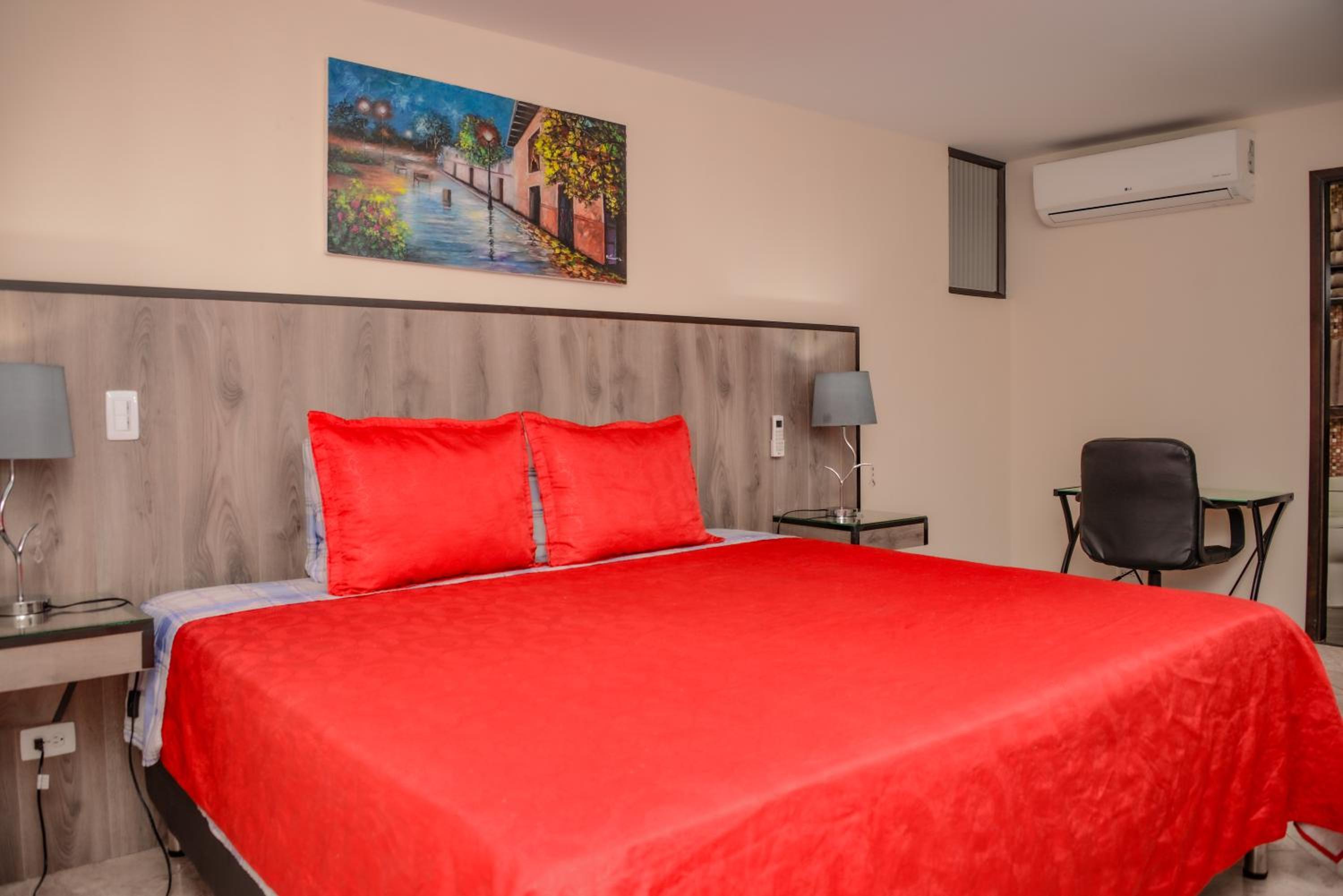 The 9's Apartahotel