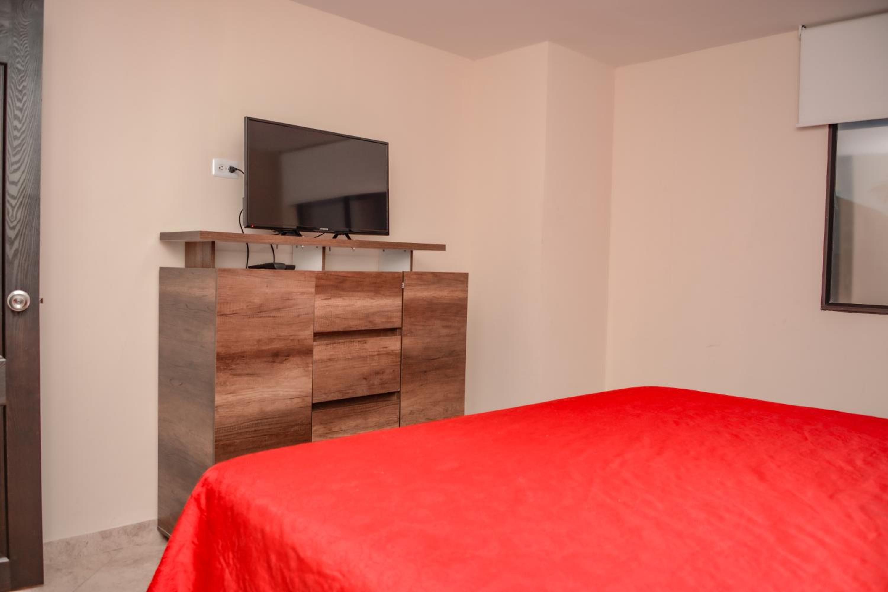 The 9's Apartahotel