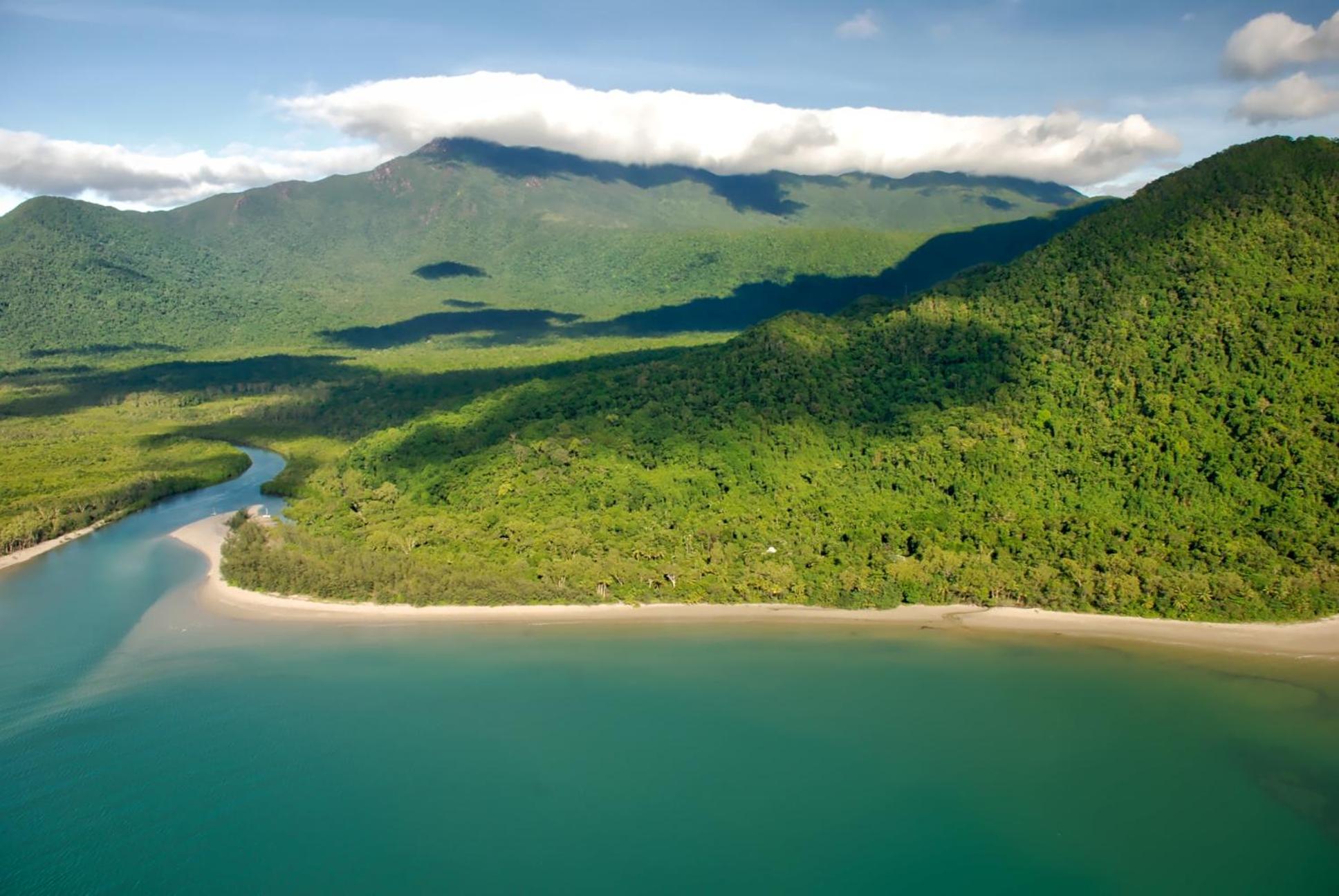 Thornton Beach Bungalows Daintree