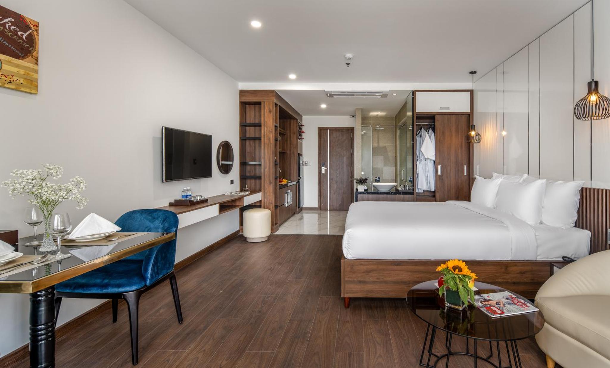 Sharon Hotel and Apartment