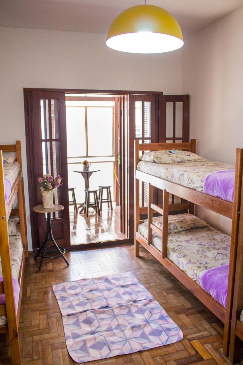 Flor de Lis Hostel