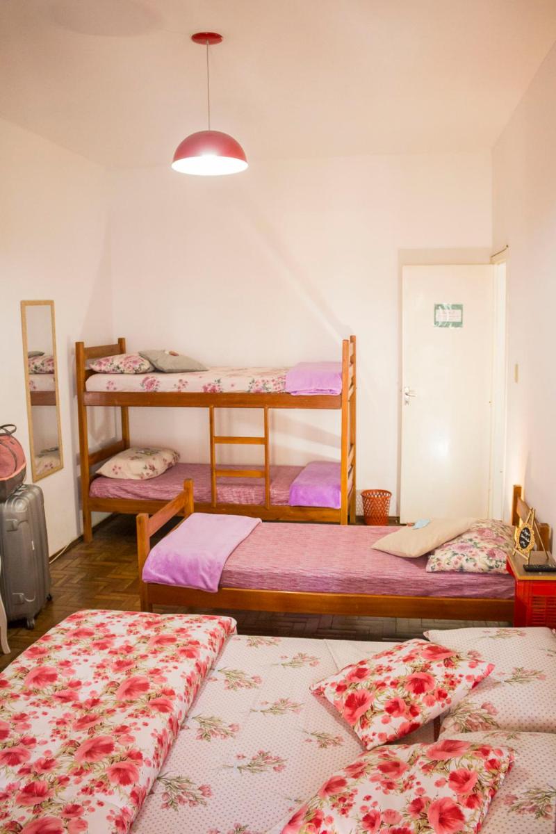 Flor de Lis Hostel