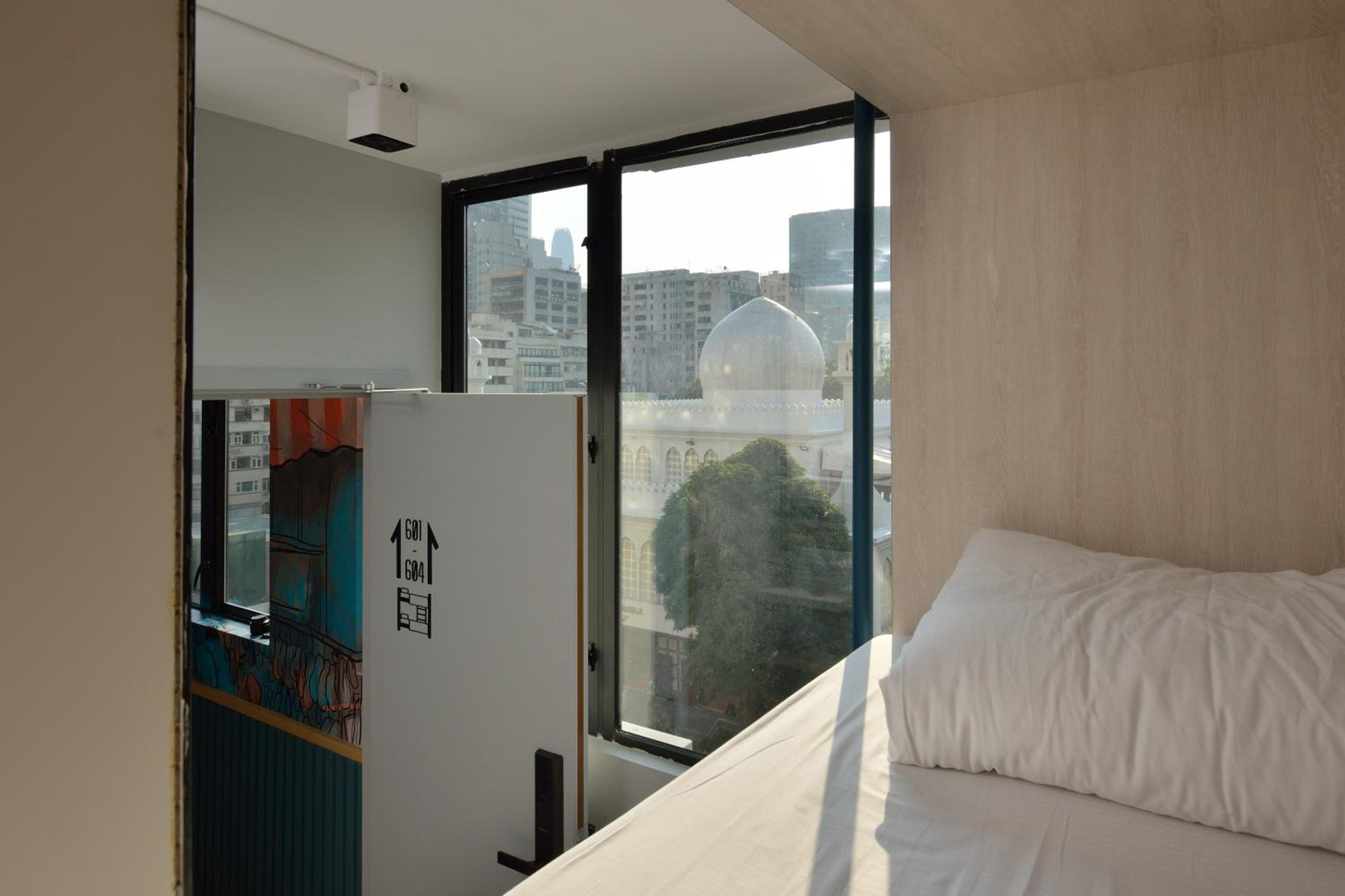 Atlas Hostel & Backpackers