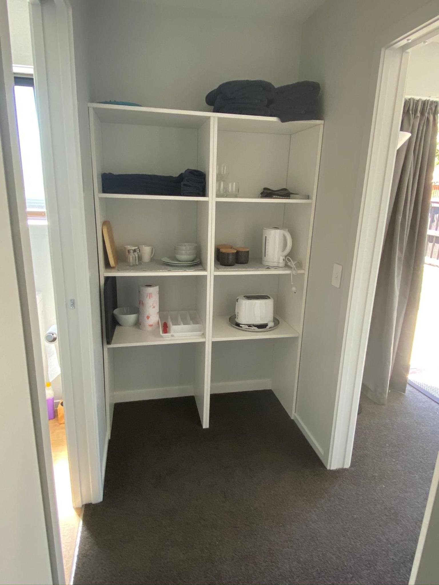 Central Retreat and self contained with free wifi view 2