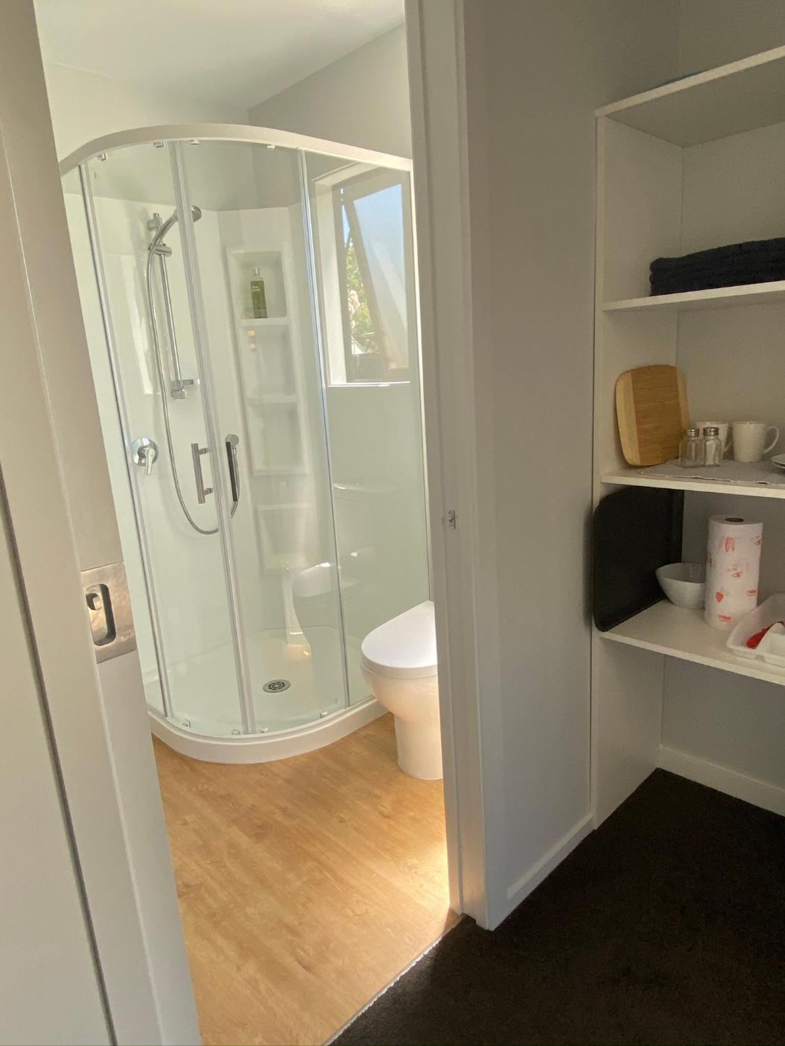 Central Retreat and self contained with free wifi view 5