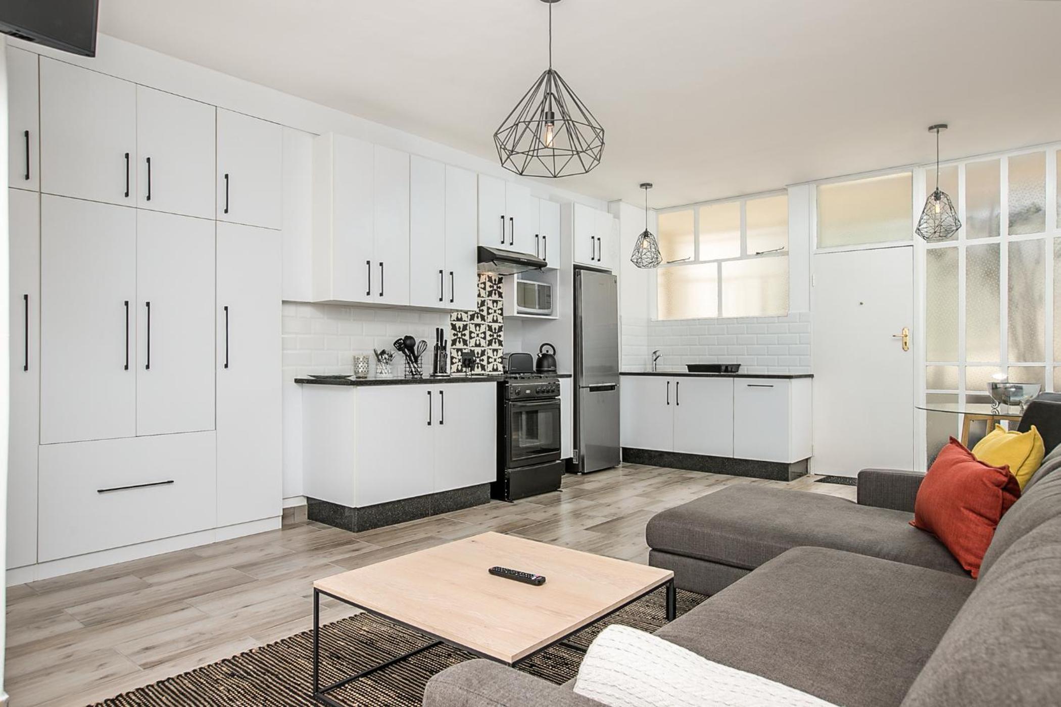 116 Illovo Mews Studio photo 2