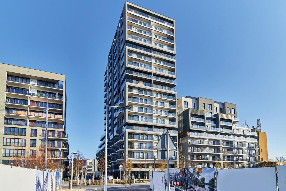 Apartments Wrocław Walońska with PARKING by Renters view 3