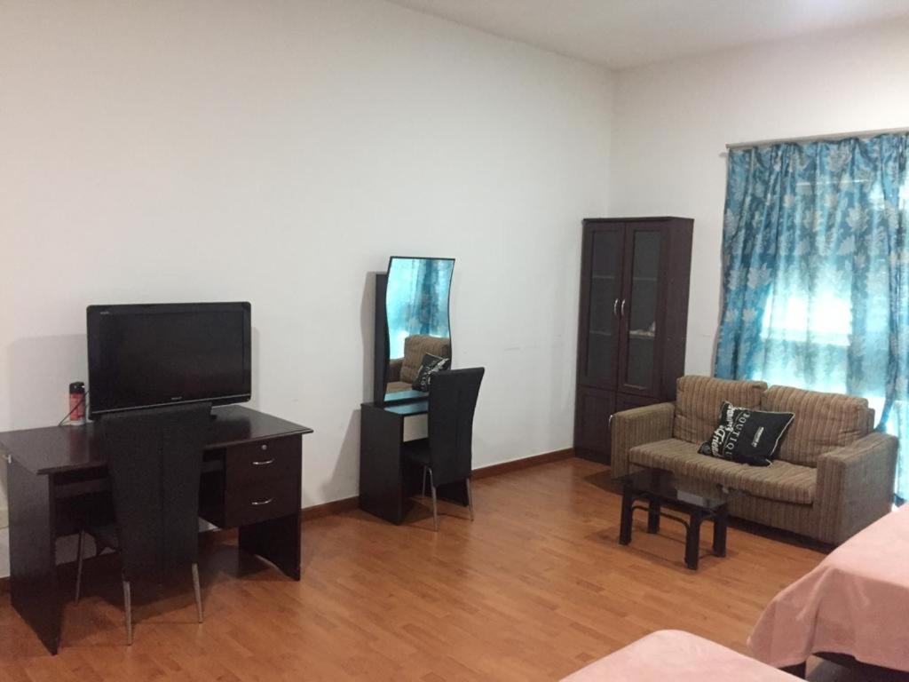 Maytower Service Suite - Masjid India