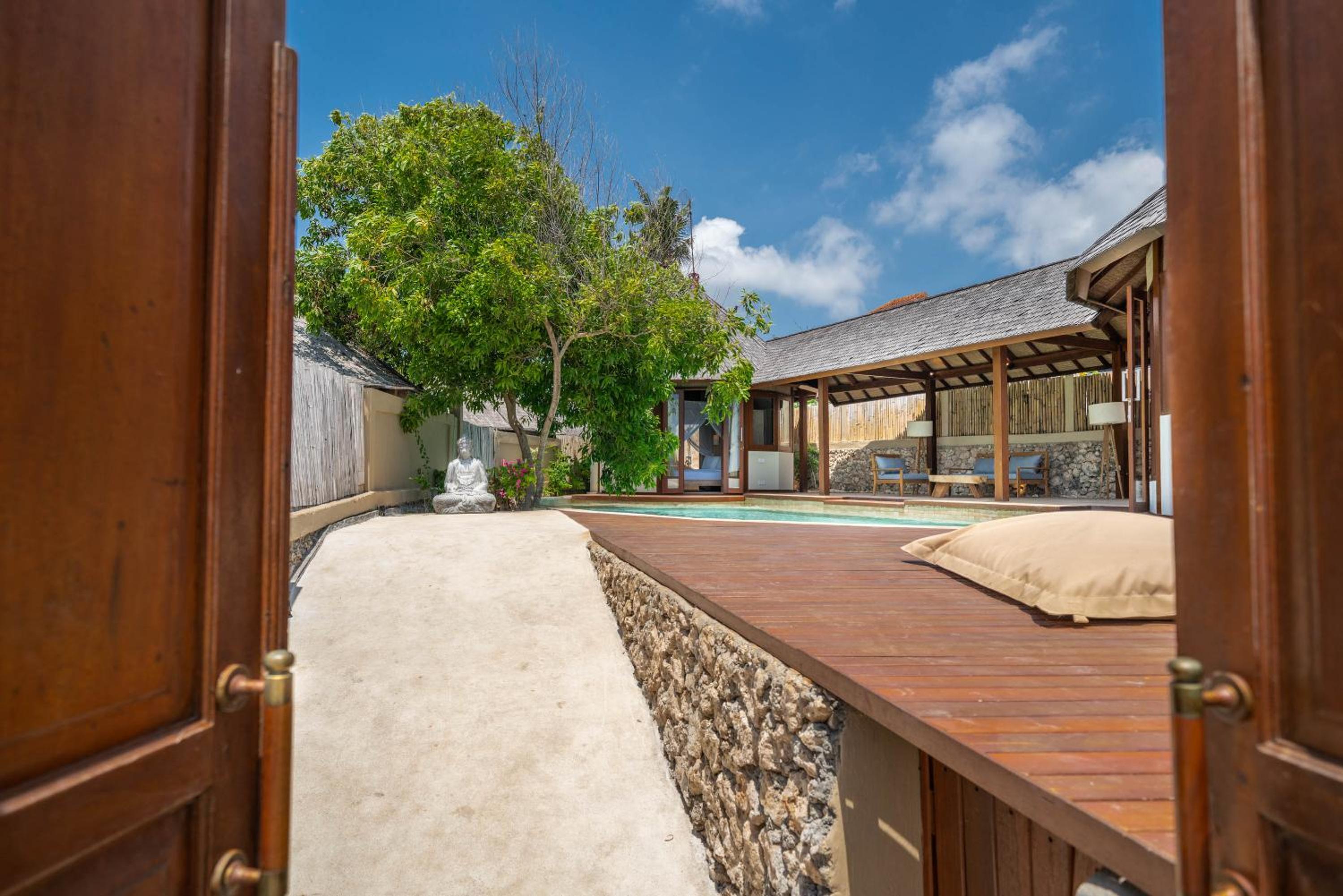 Ora Resort Avia Blue Lagoon
