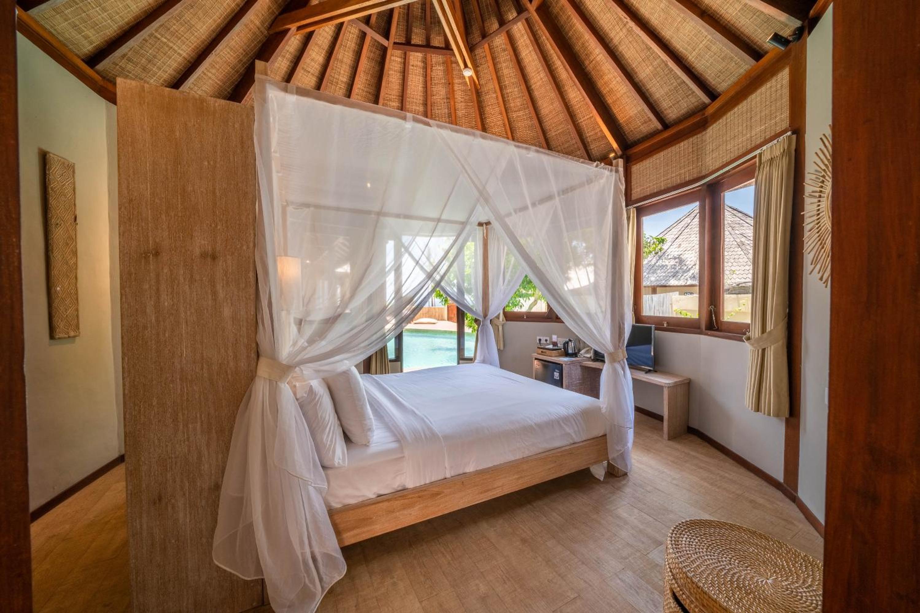 Ora Resort Avia Blue Lagoon