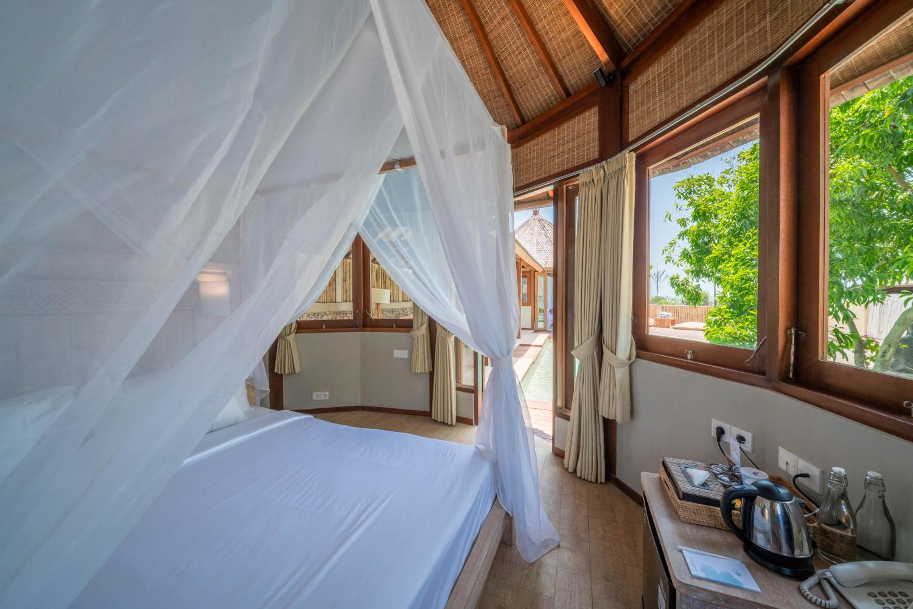 Ora Resort Avia Blue Lagoon