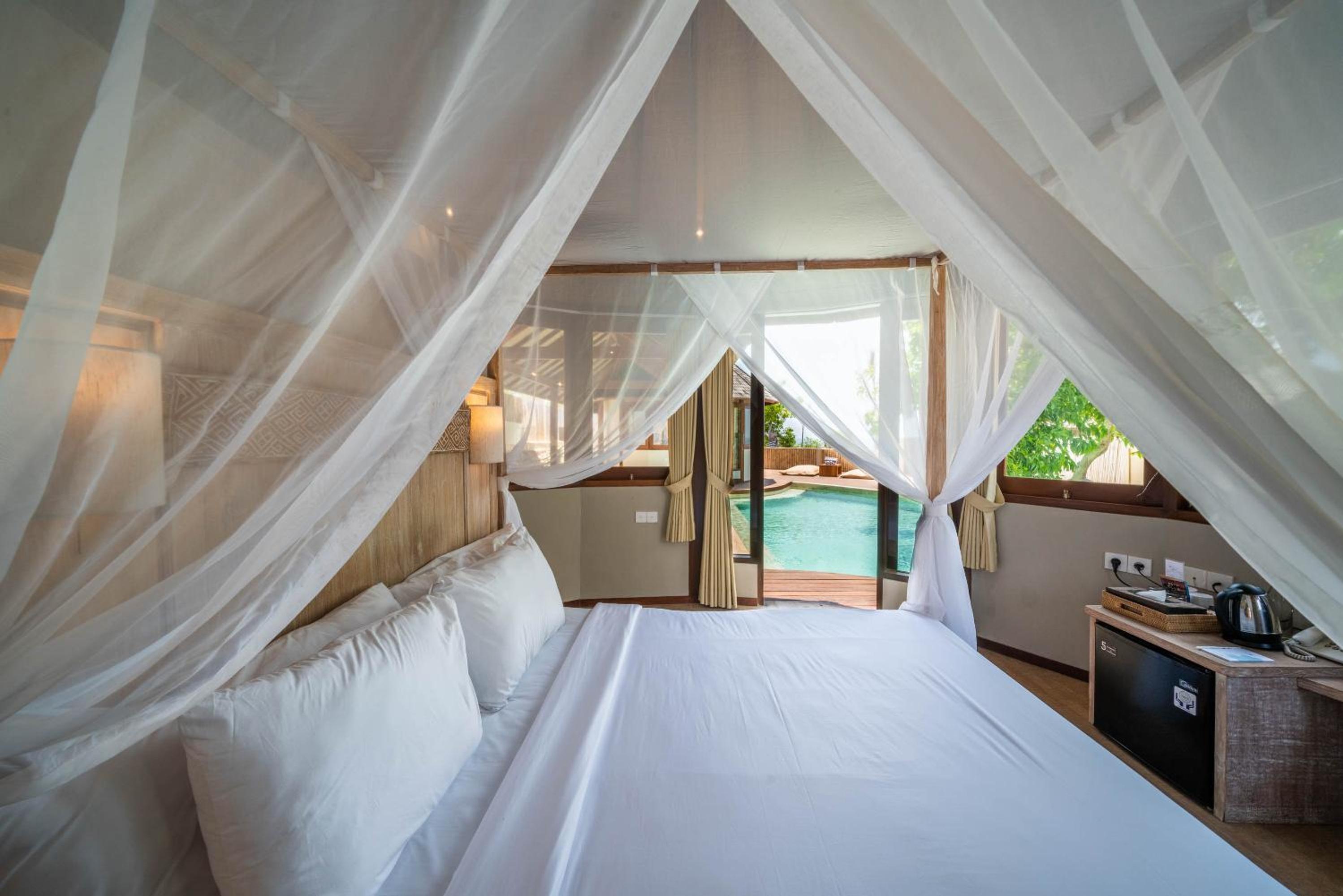 Ora Resort Avia Blue Lagoon